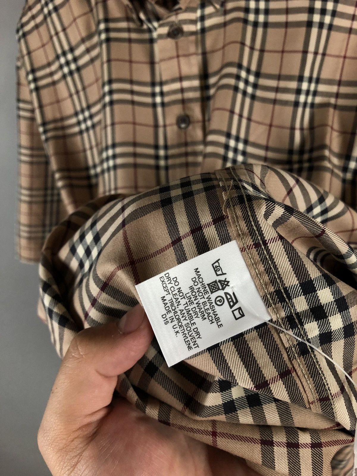 Burberry Burberry Fullprint Nova Check Short Sleeve Shirt Size US XL / EU 56 / 4 - 11 Thumbnail