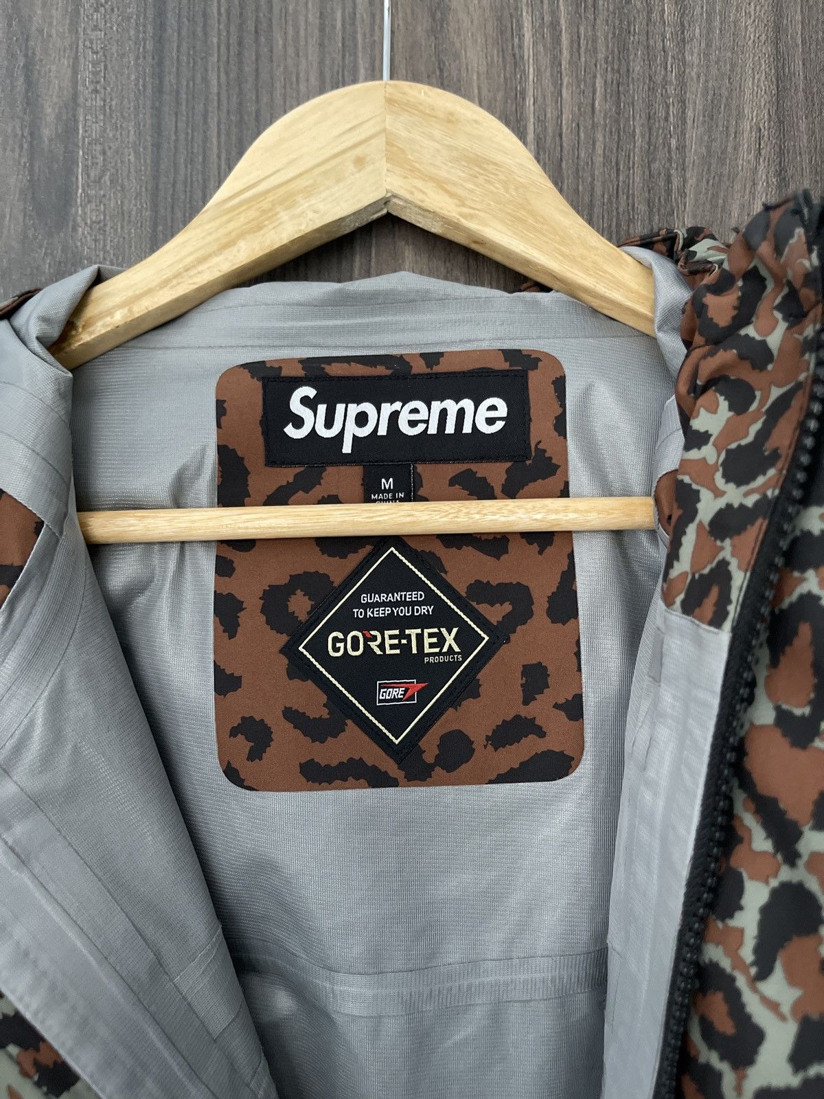 GORE-TEX Tapad Seam Jacket Leopard 【公式通販】