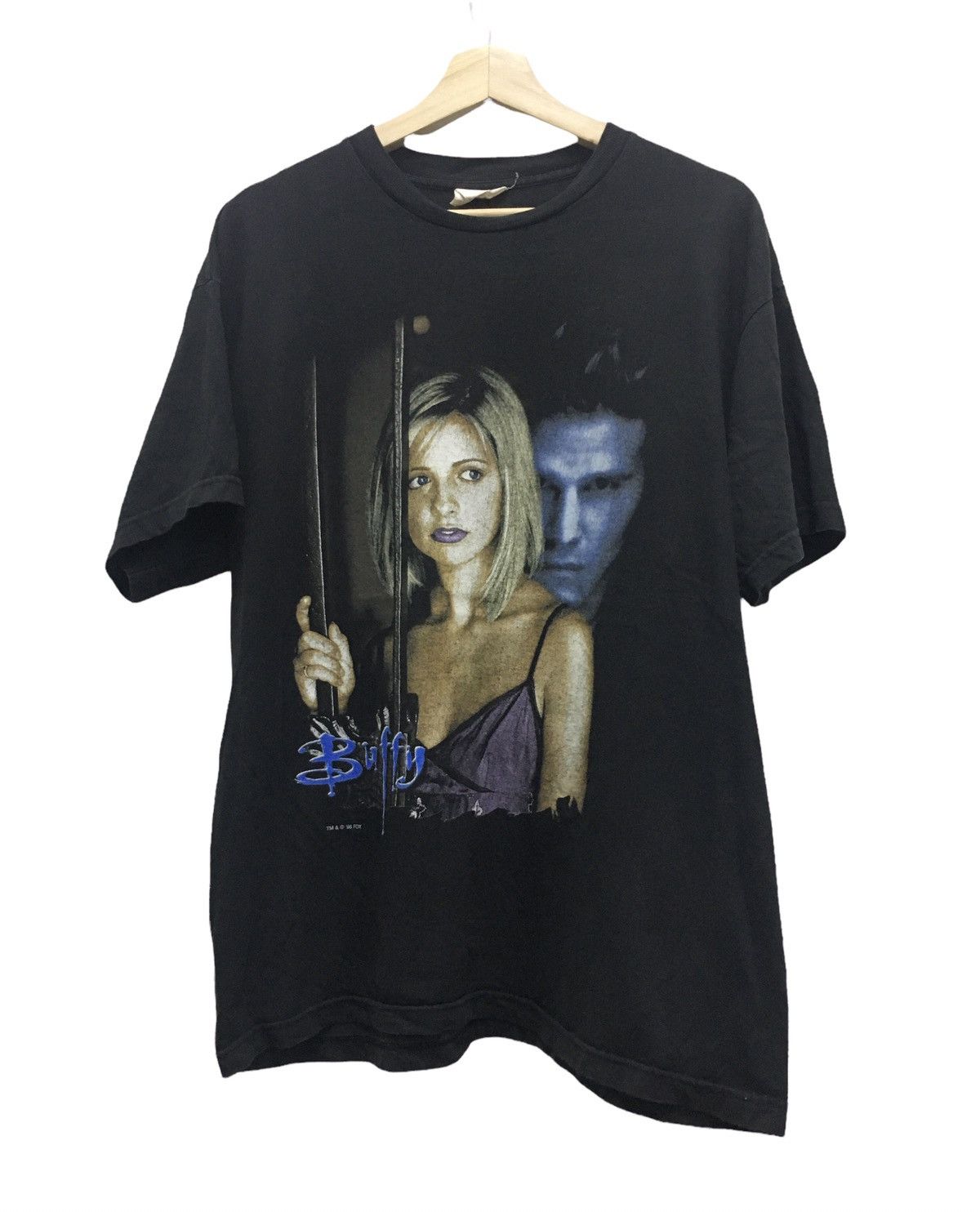 Vintage Vintage Buffy vampire horror sex movie 90s Size US L / EU 52-54 / 3 - 1 Thumbnail