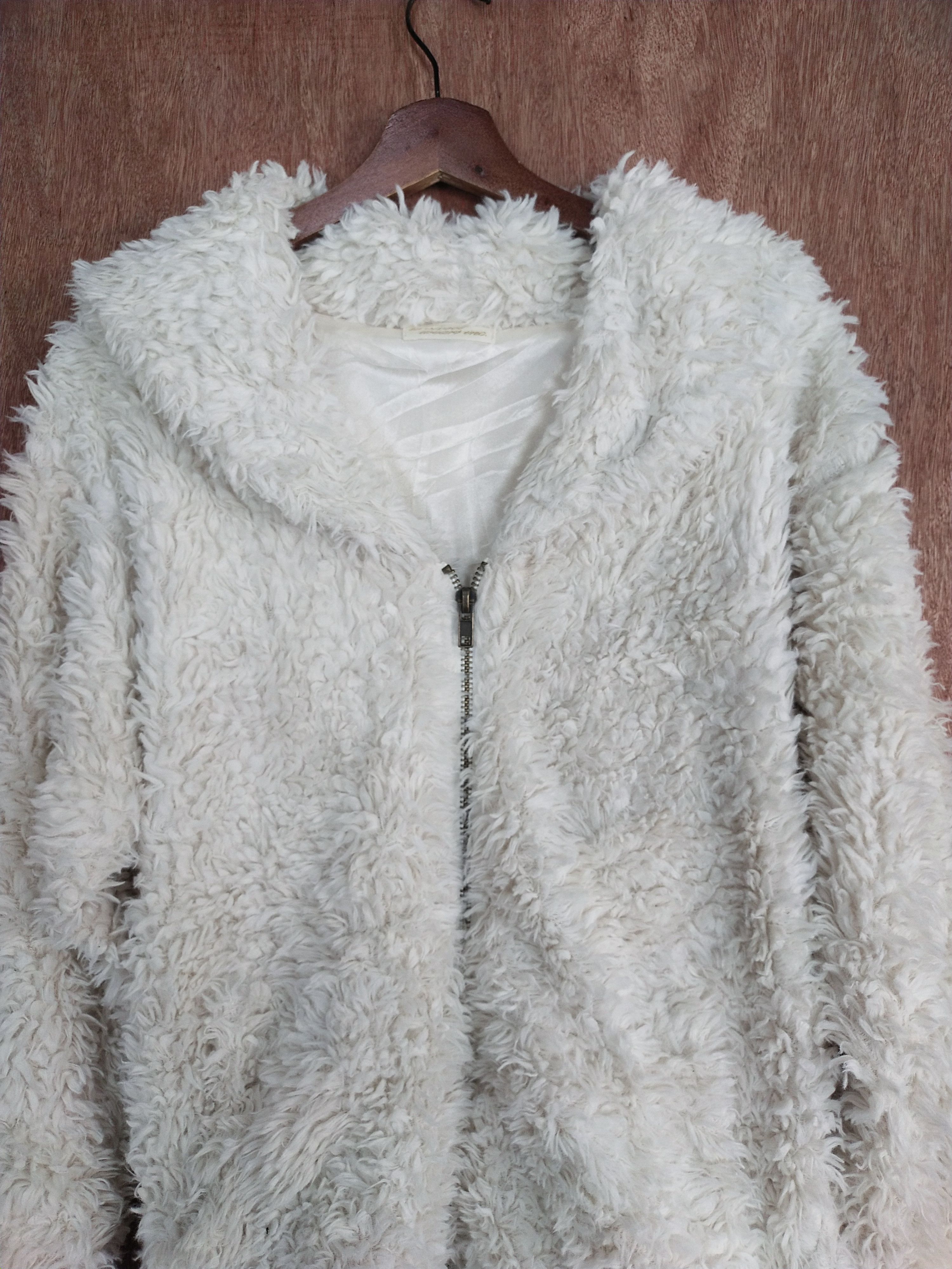 Japanese Brand W Closet Wearnes Inc white mohair fleece fur sweater #H476 Size US L / EU 52-54 / 3 - 2 Thumbnail