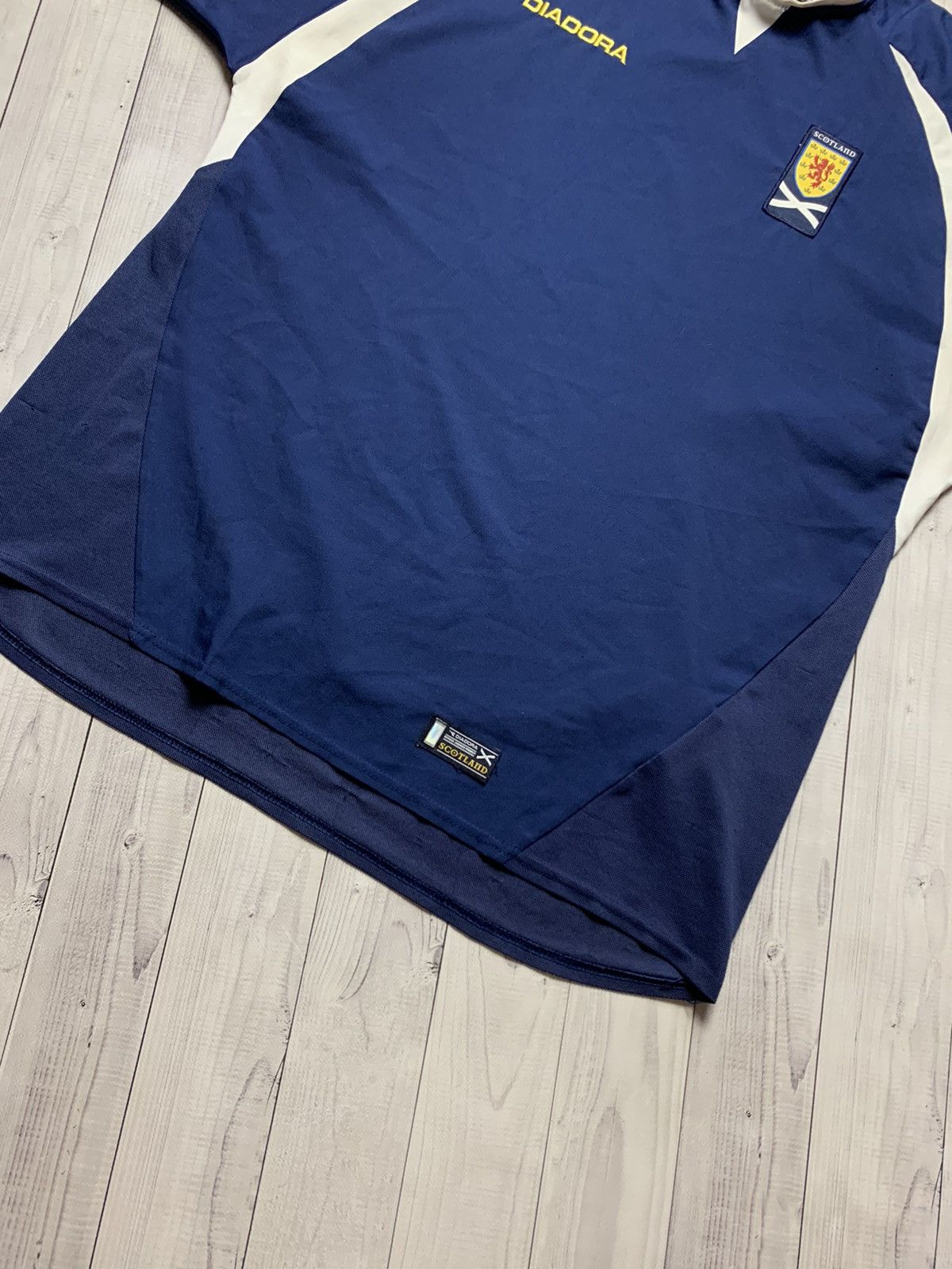 Diadora × Vintage Vintage soccer jersey Scotland size L/XL Size US XL / EU 56 / 4 - 3 Thumbnail