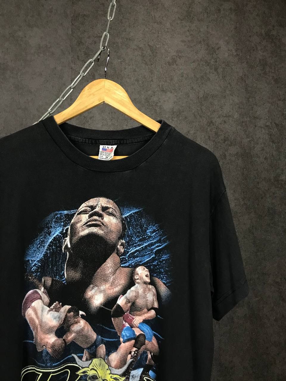 WWE The Rock 90’s vintage WWE WWF overprinted tee Size US M / EU 48-50 / 2 - 2 Thumbnail