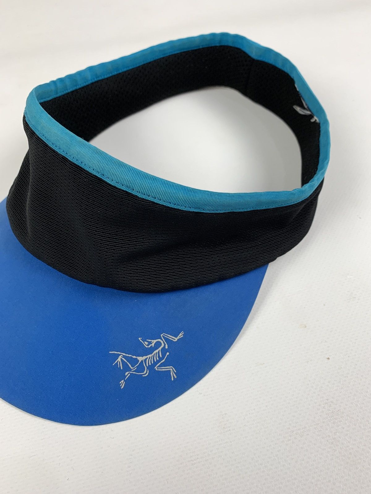 Arc'teryx Vintage Arcteryx Reflective Visor Cap Hats Size ONE SIZE - 4 Thumbnail