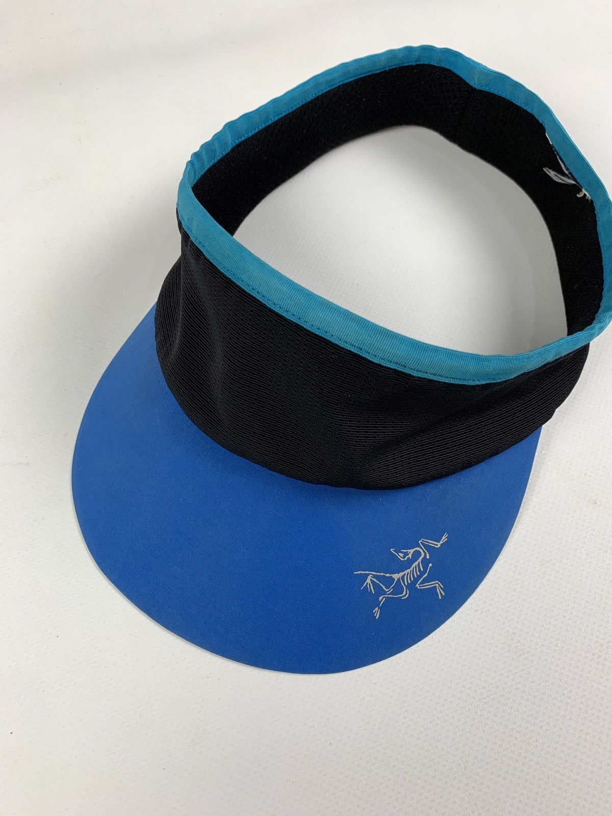 Arc'teryx Vintage Arcteryx Reflective Visor Cap Hats Size ONE SIZE - 3 Thumbnail