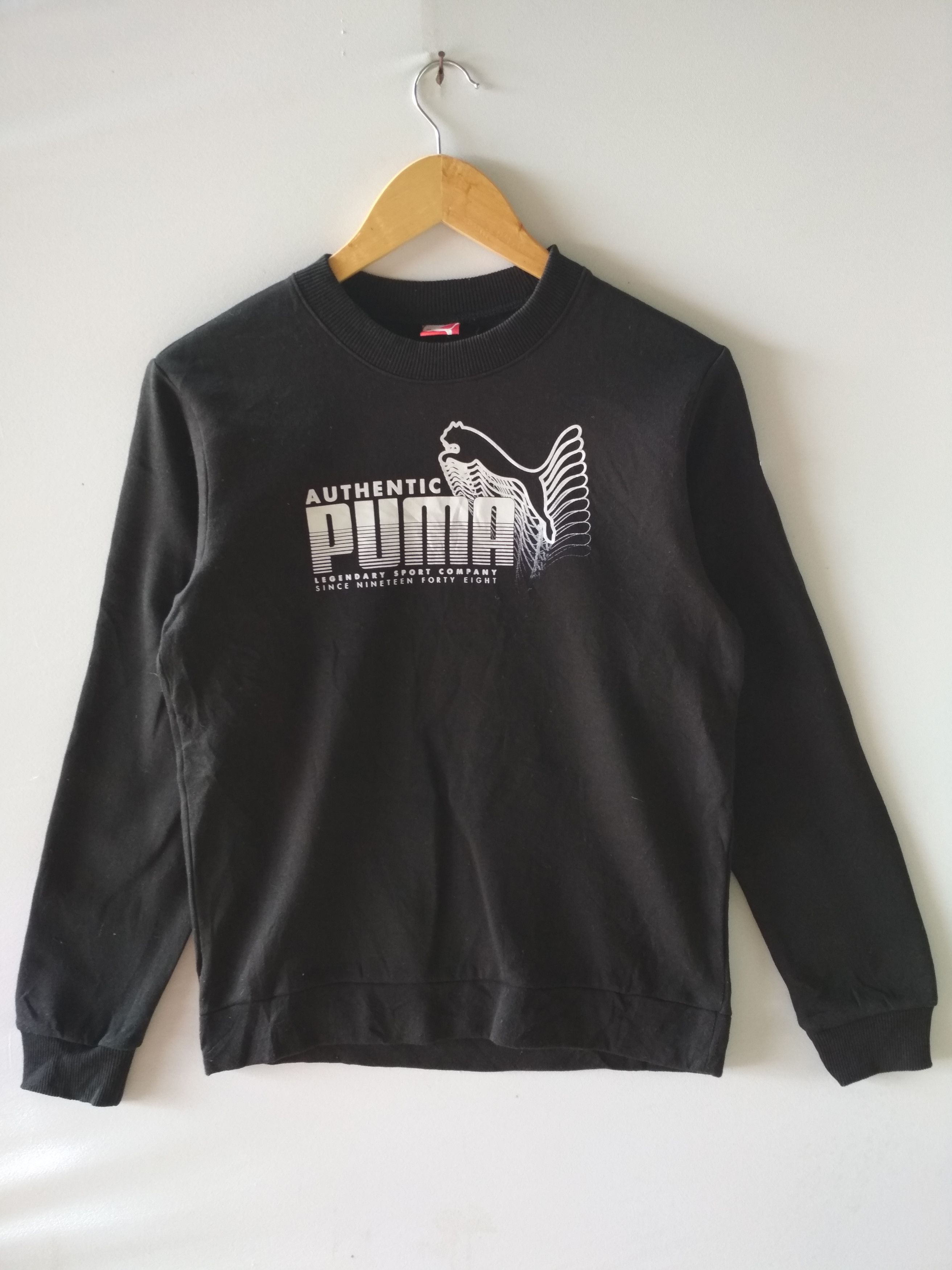 Puma PUMA BIG SPELL OUT SPORTWEAR SOLID BLACK SWEATSHIRT Size US S / EU 44-46 / 1 - 1 Thumbnail