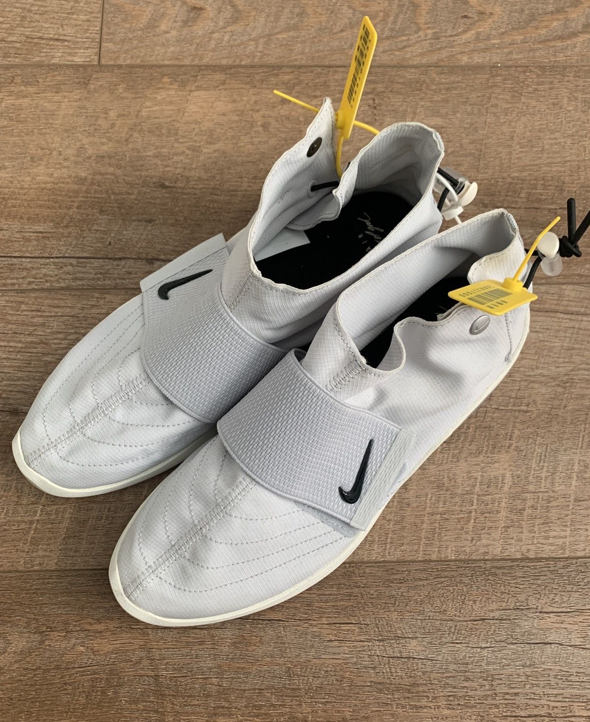 Fear of God × Nike Nike Air Fear of god Moccasin Size US 9 / EU 42 - 6 Thumbnail