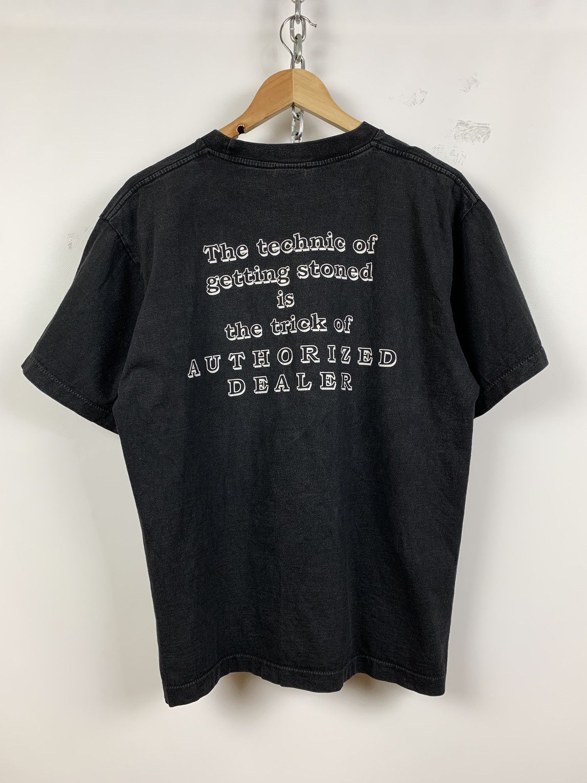 Vintage Vintage Authorized Dealer Marijuana/Cannabis Faded Shirt Size US L / EU 52-54 / 3 - 2 Thumbnail