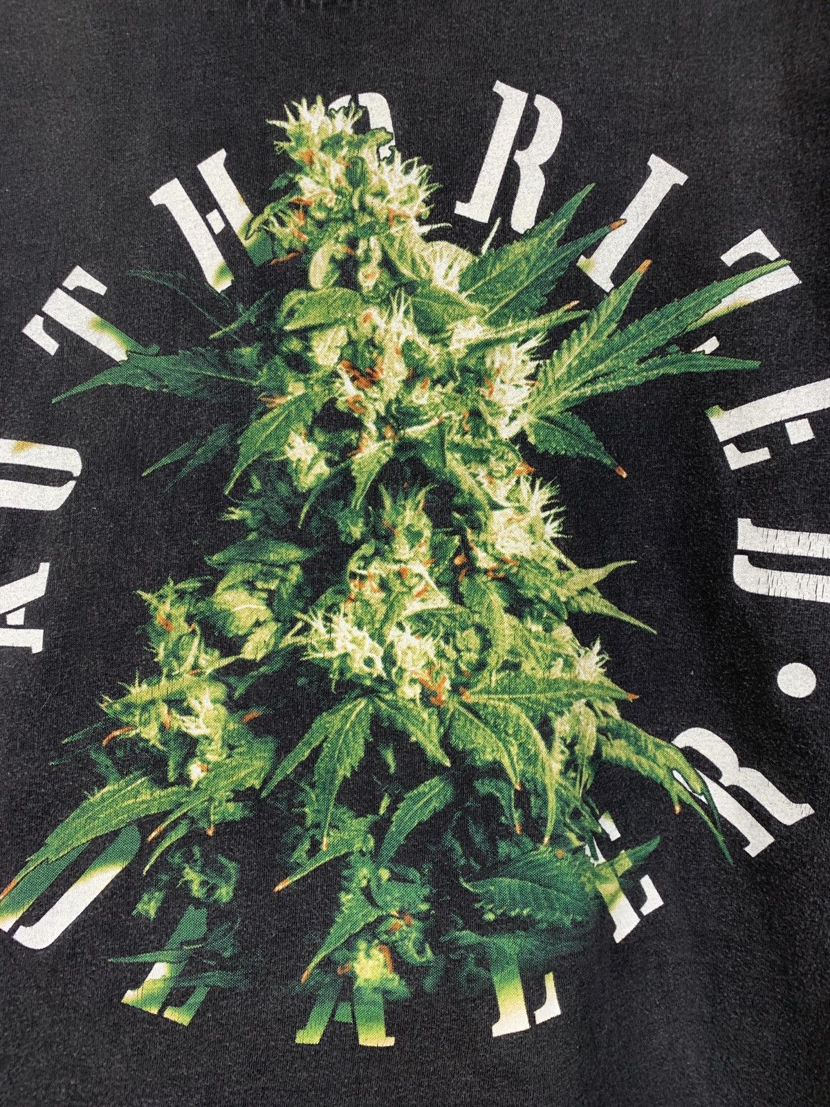 Vintage Vintage Authorized Dealer Marijuana/Cannabis Faded Shirt Size US L / EU 52-54 / 3 - 7 Thumbnail