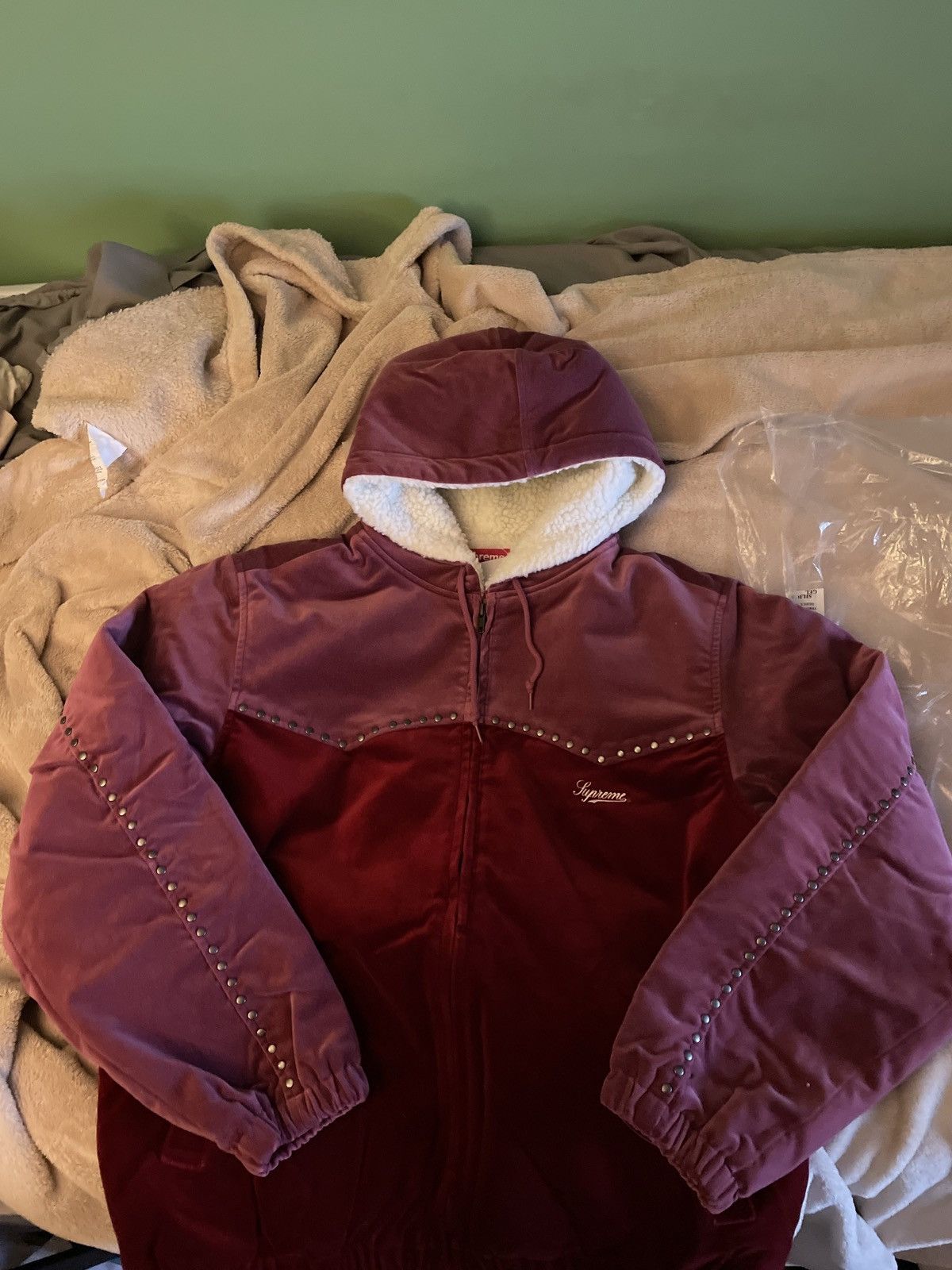 Supreme [NEED GONE TODAY] Supreme Studded Velvet Hooded Work