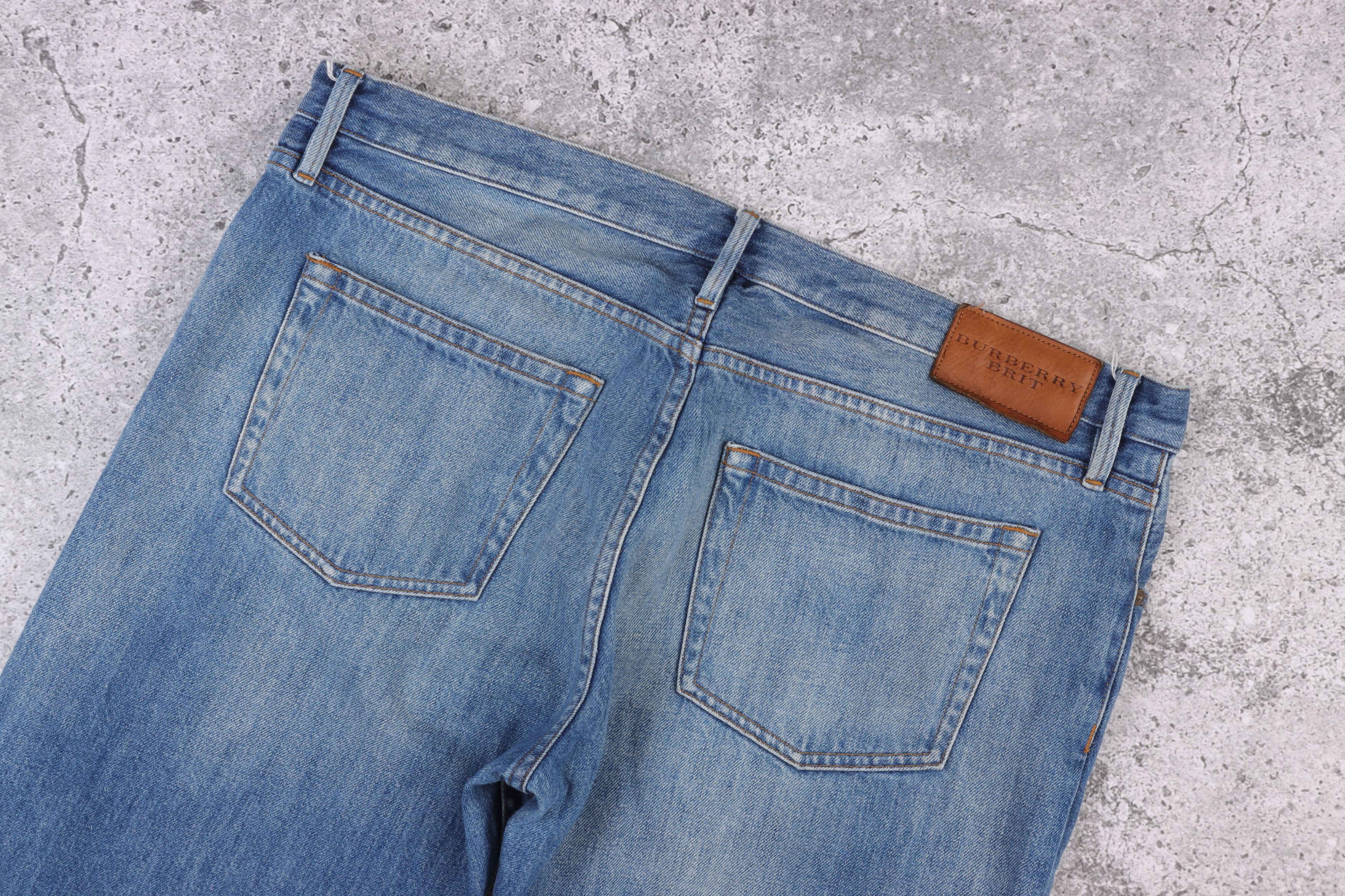 Burberry Burberry Light Wash Denim Jeans Size US 36 / EU 52 - 7 Thumbnail