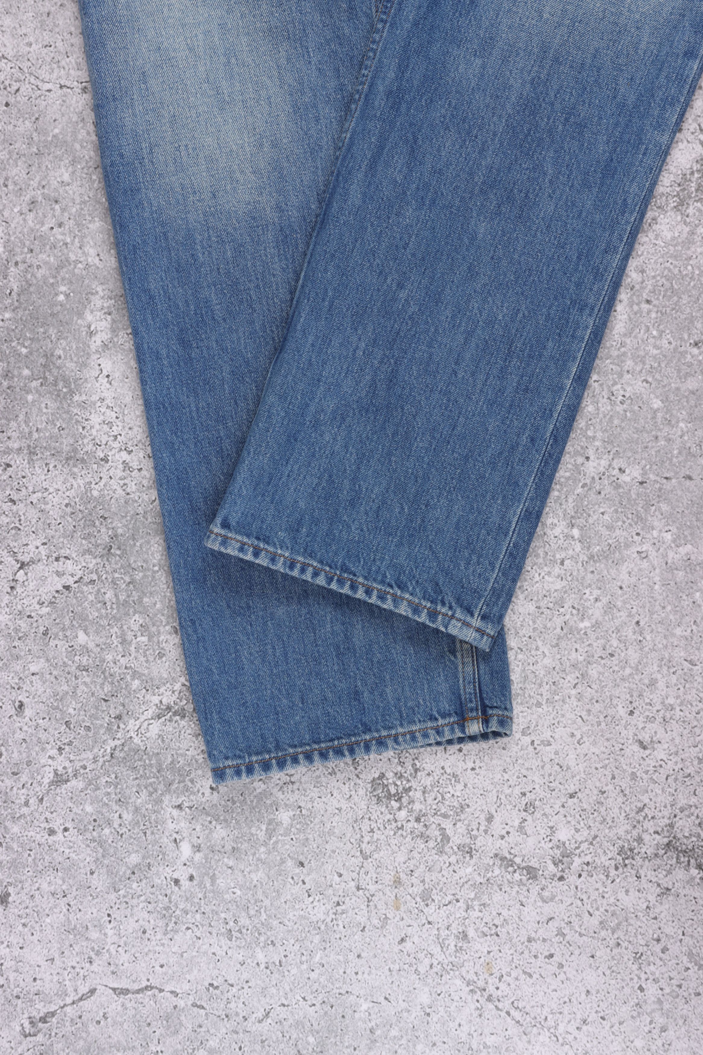 Burberry Burberry Light Wash Denim Jeans Size US 36 / EU 52 - 3 Thumbnail