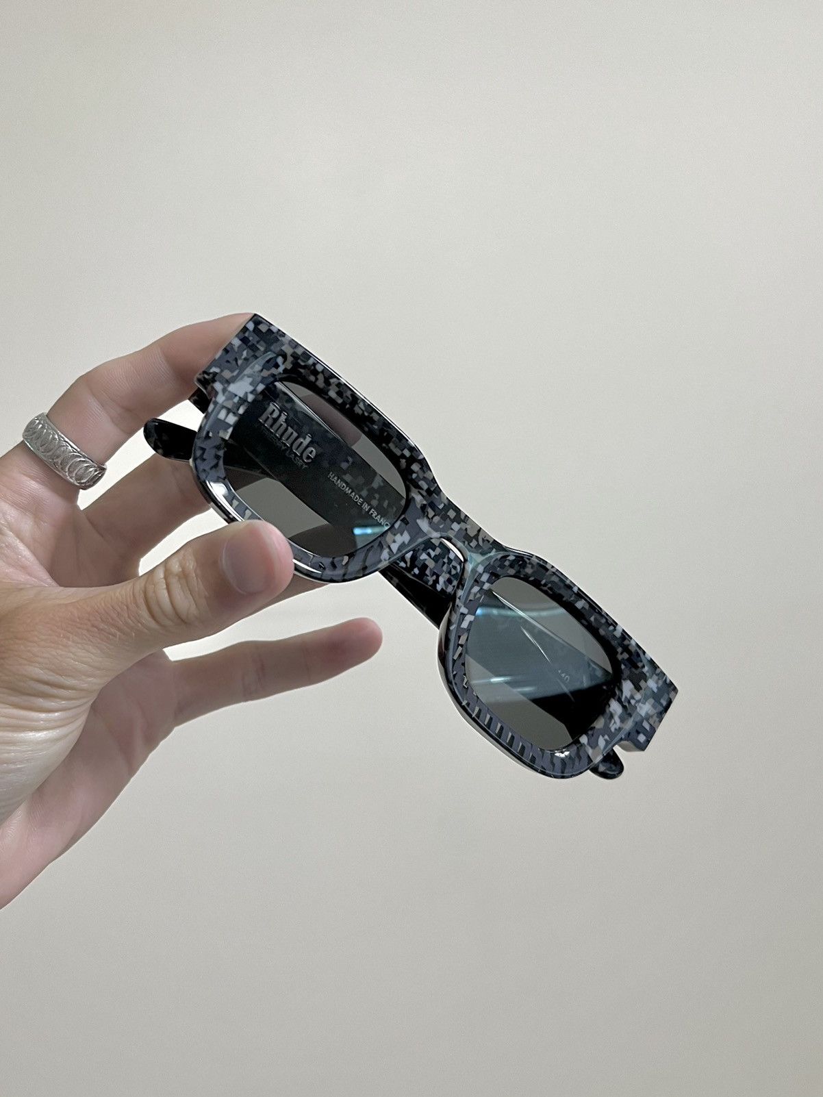 Rhude × Thierry Lasry RHUDE THIERRY LASRY CEMENT RHEVISION SUNGLASSES Size ONE SIZE - 3 Thumbnail