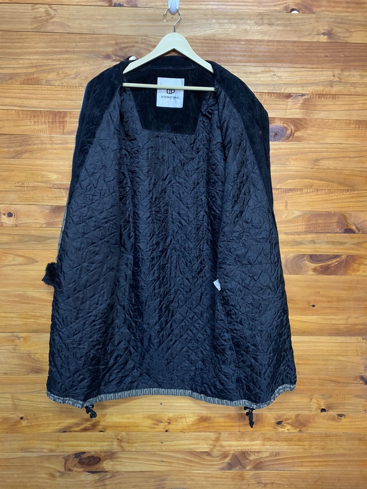 Vintage Vintage Donpelieno Over Print Long Coat Size US S / EU 44-46 / 1 - 7 Thumbnail