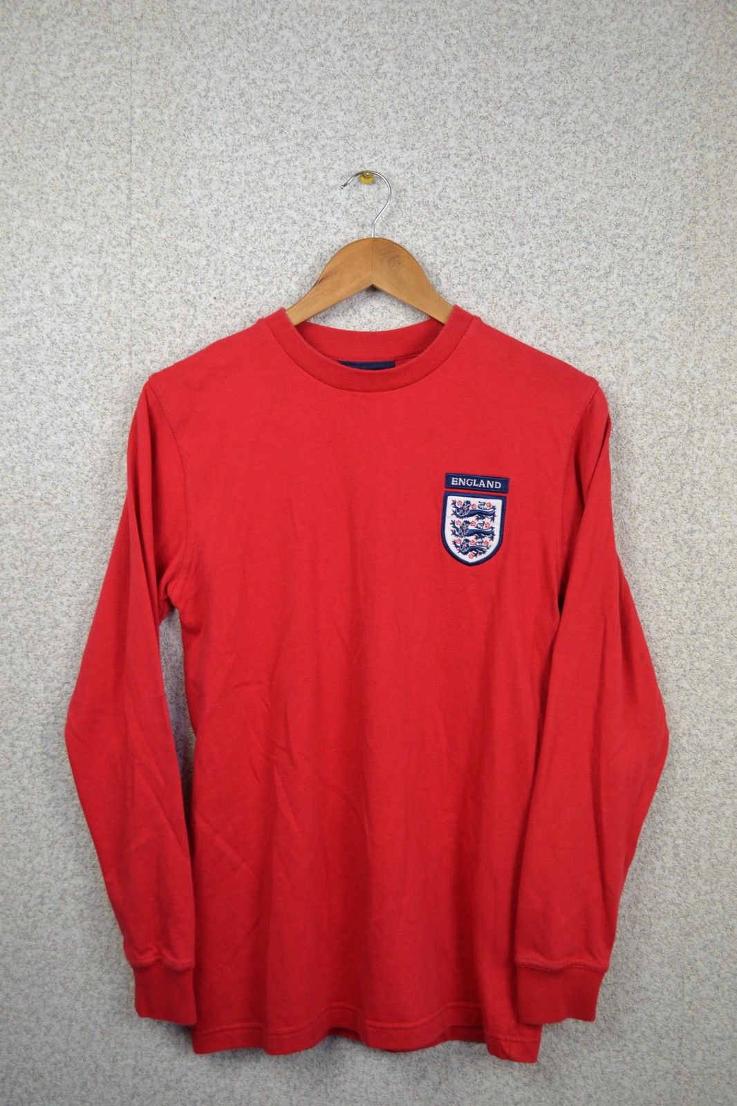 Umbro × Vintage England Umbro vintage long sleeve shirt jersey red soccer Size US S / EU 44-46 / 1 - 1 Thumbnail