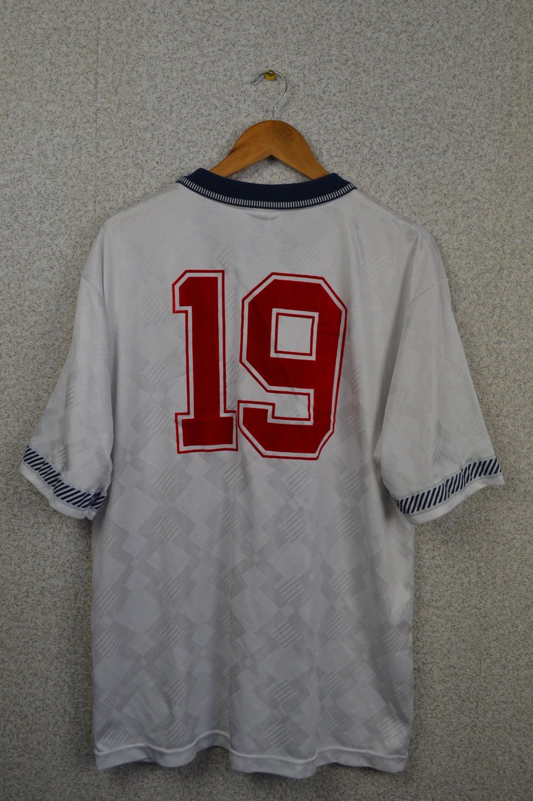 Vintage England 1990 1992 #19 score draw soccer shirt jersey vintage Size US XL / EU 56 / 4 - 2 Thumbnail
