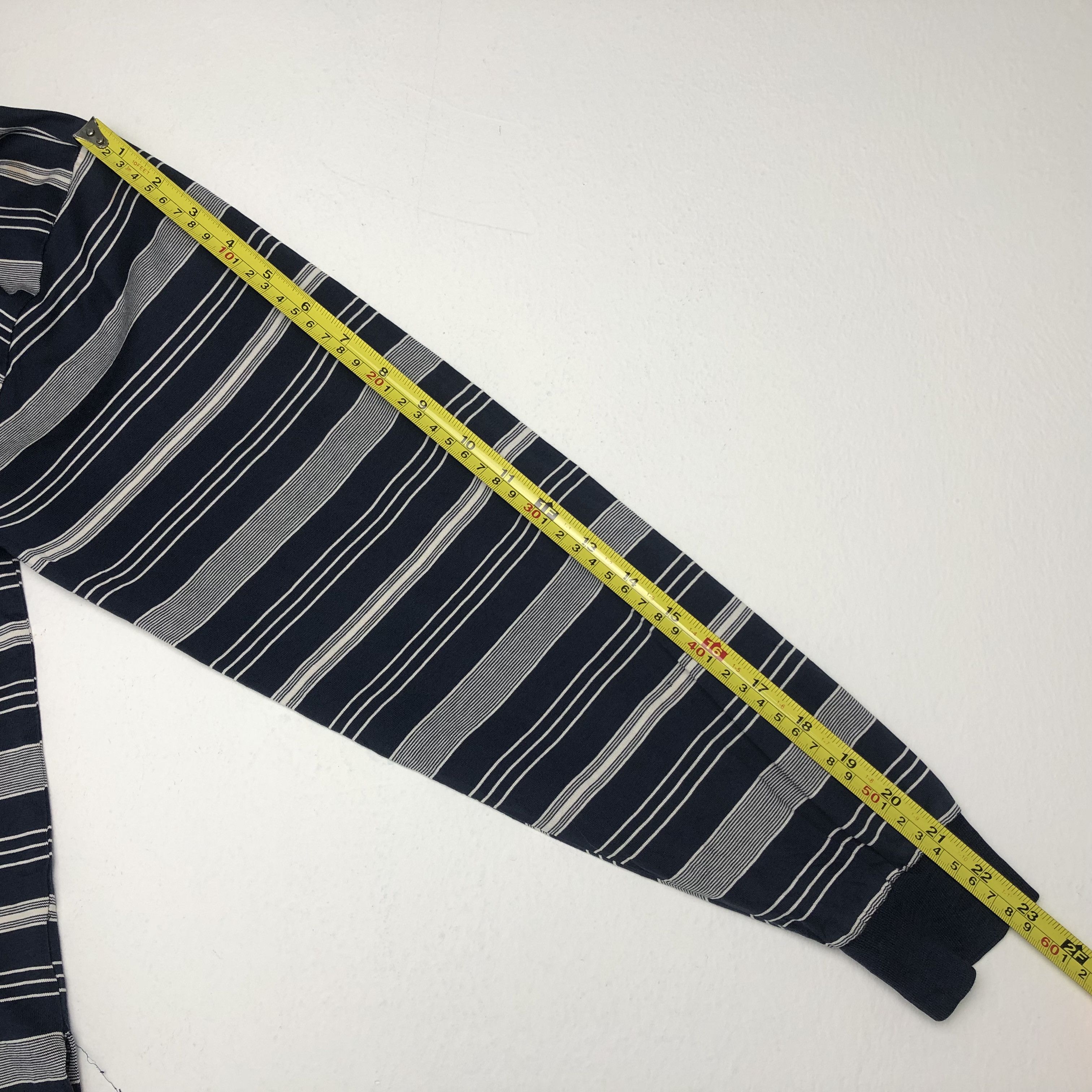 Burberry Vintage 90’s Burberrys London Striped Design T-shirt Size US M / EU 48-50 / 2 - 6 Thumbnail