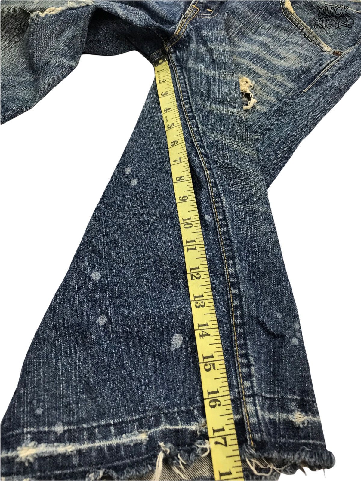 Levi's Distressed Levi’s 3 Quarter Jeans Size US 34 / EU 50 - 12 Thumbnail