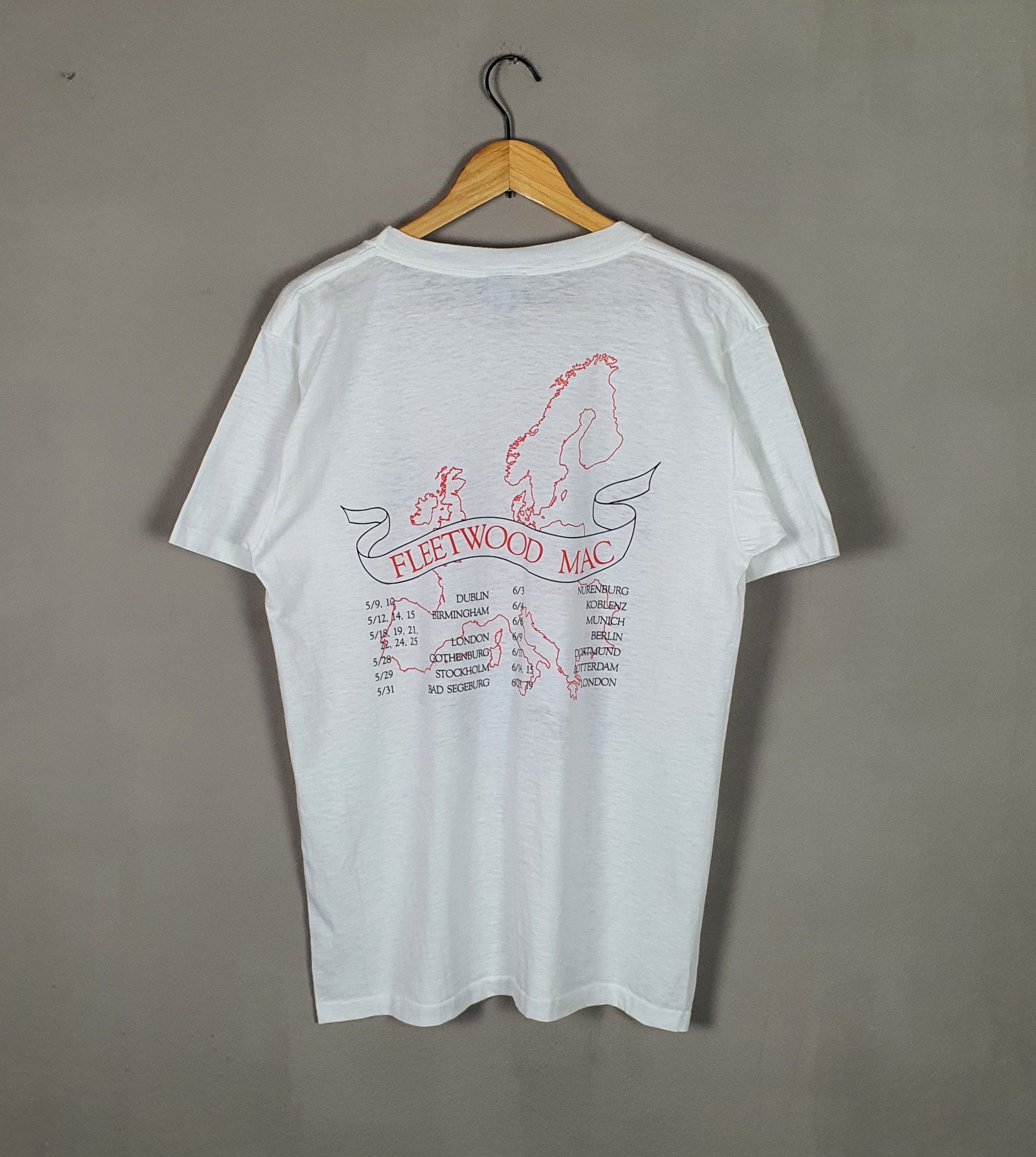 Band Tees 1988 FLEETWOOD MAC Europe Tour Concert T shirt size Large Size US L / EU 52-54 / 3 - 7 Thumbnail