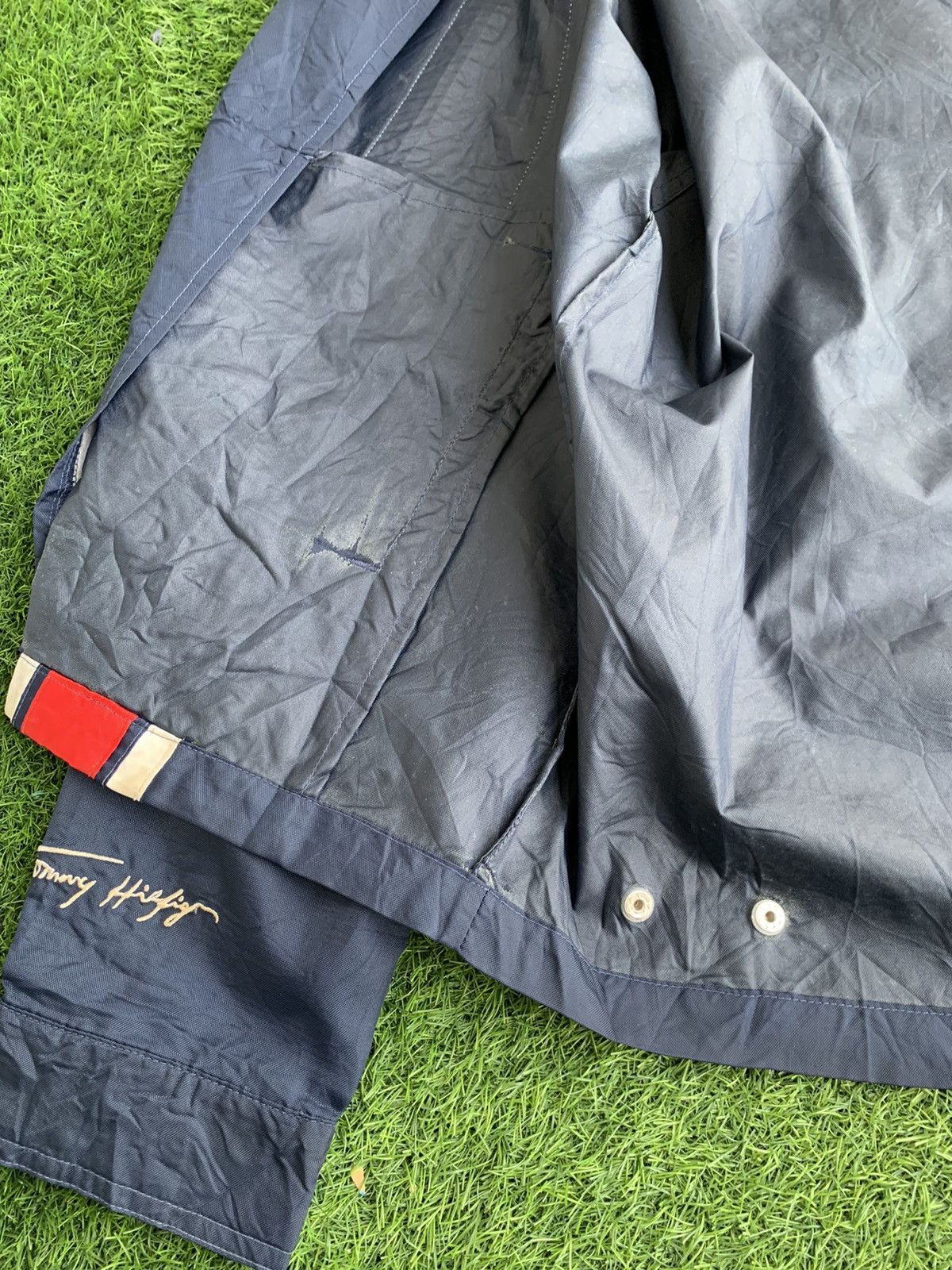 Tommy Hilfiger Vintage Tommy Hilfiger jacket Size US L / EU 52-54 / 3 - 13 Thumbnail