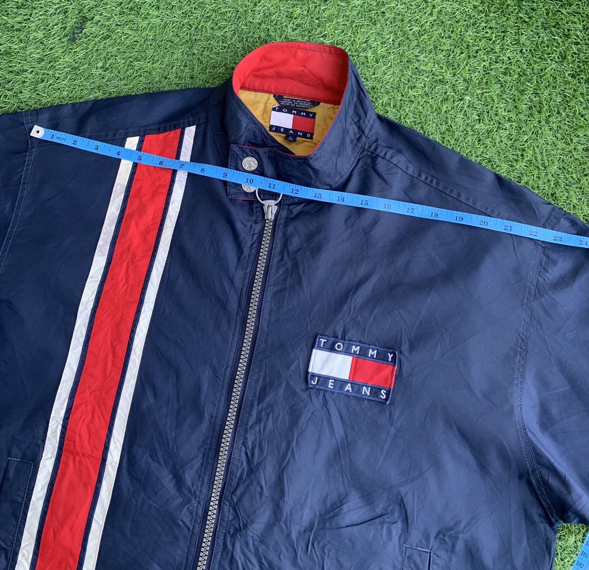 Tommy Hilfiger Vintage Tommy Hilfiger jacket Size US L / EU 52-54 / 3 - 23 Thumbnail