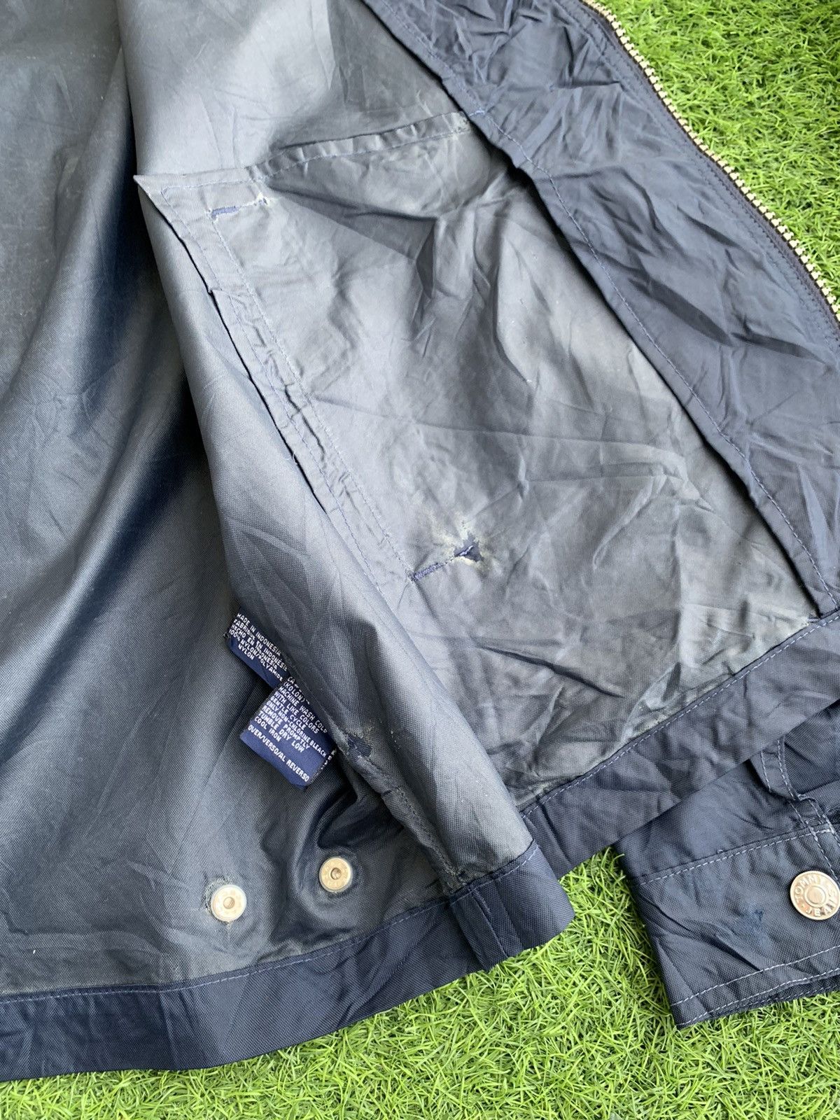 Tommy Hilfiger Vintage Tommy Hilfiger jacket Size US L / EU 52-54 / 3 - 14 Thumbnail