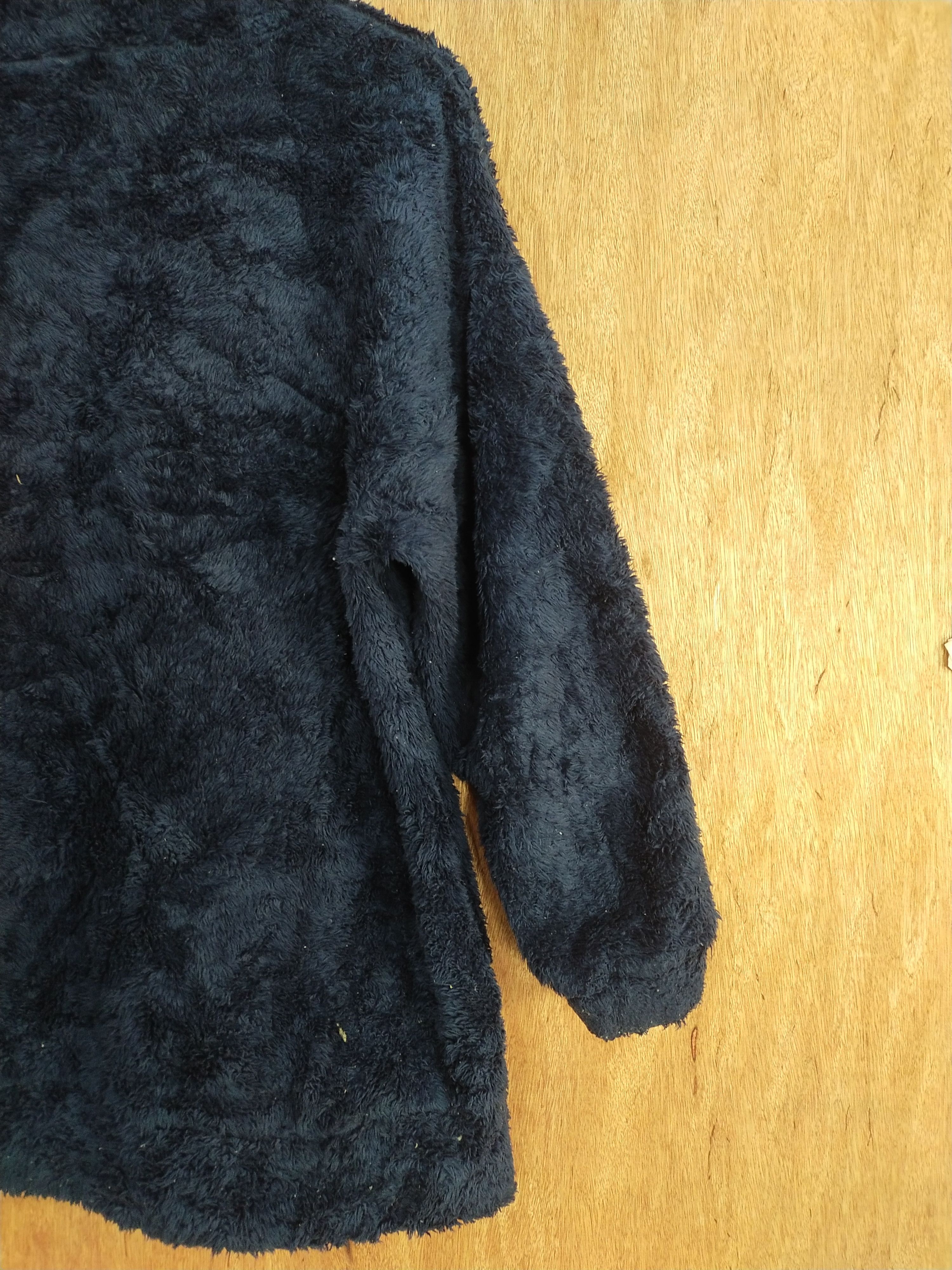 Disney Disney-Mickey Mouse fleece dark blue sweaters #H472 Size US L / EU 52-54 / 3 - 12 Thumbnail