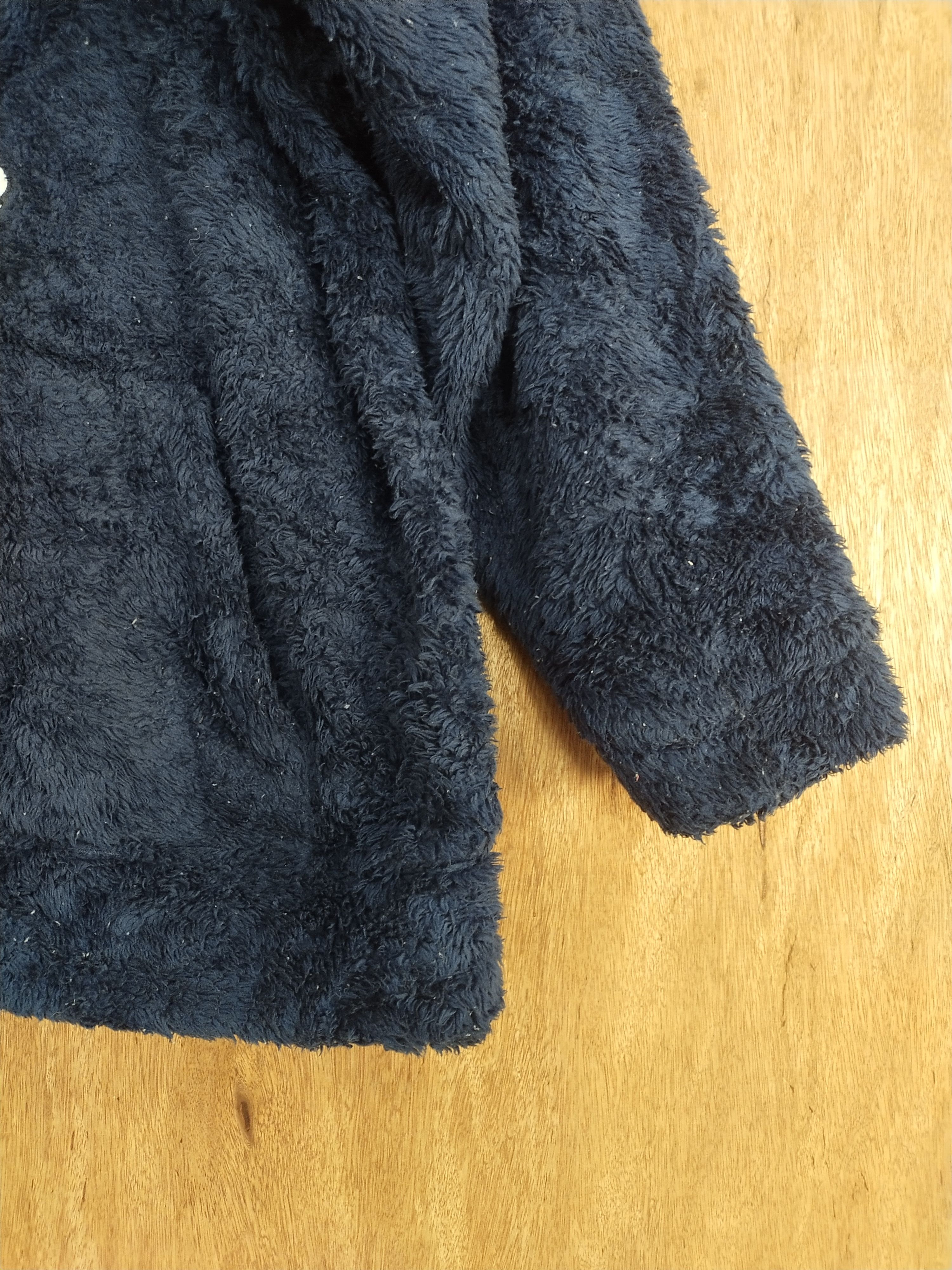 Disney Disney-Mickey Mouse fleece dark blue sweaters #H472 Size US L / EU 52-54 / 3 - 6 Thumbnail