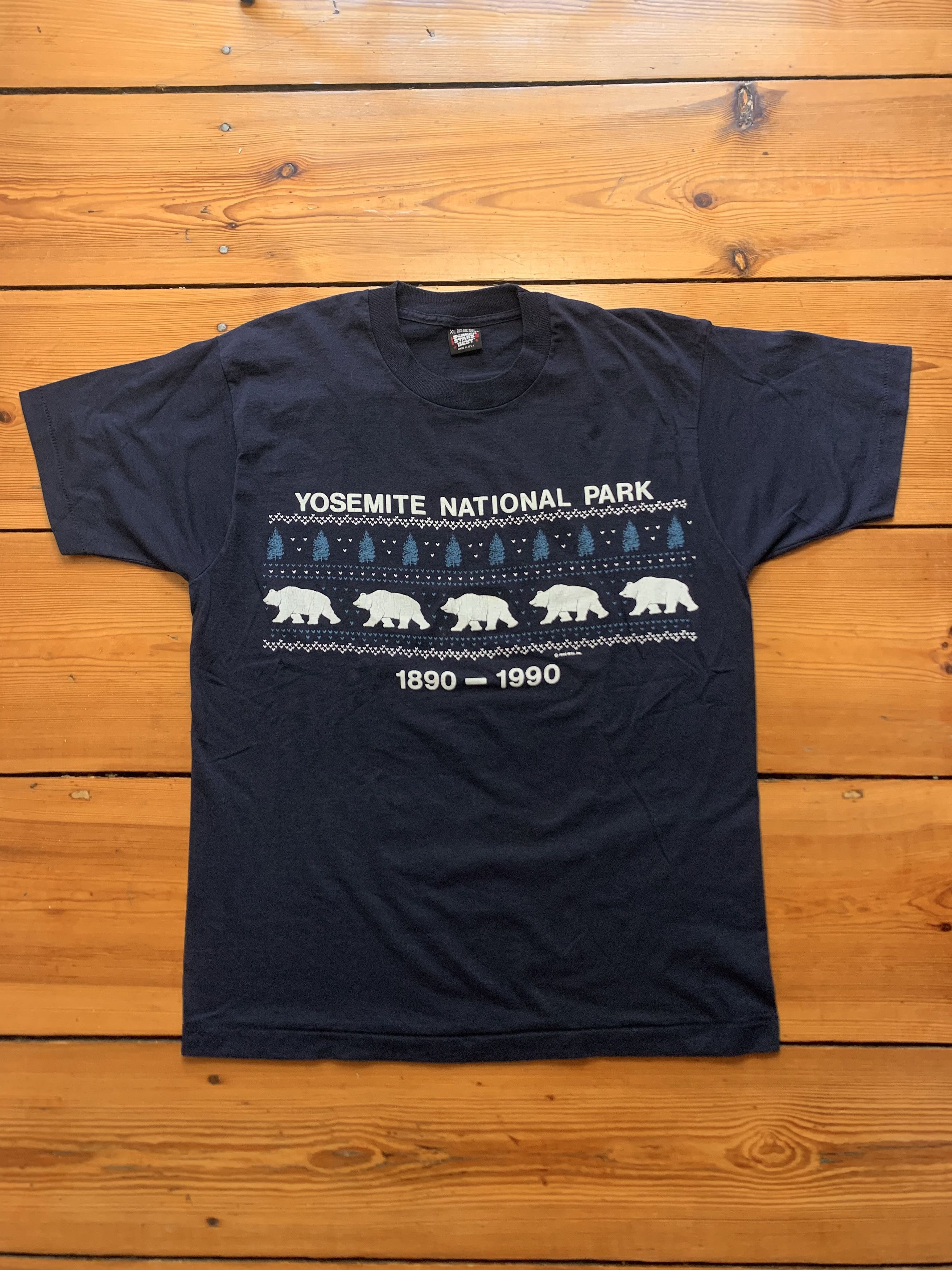 Vintage Vintage 1989 Yosemite National Parks Short Sleeve T Shirt Size US XL / EU 56 / 4 - 1 Thumbnail