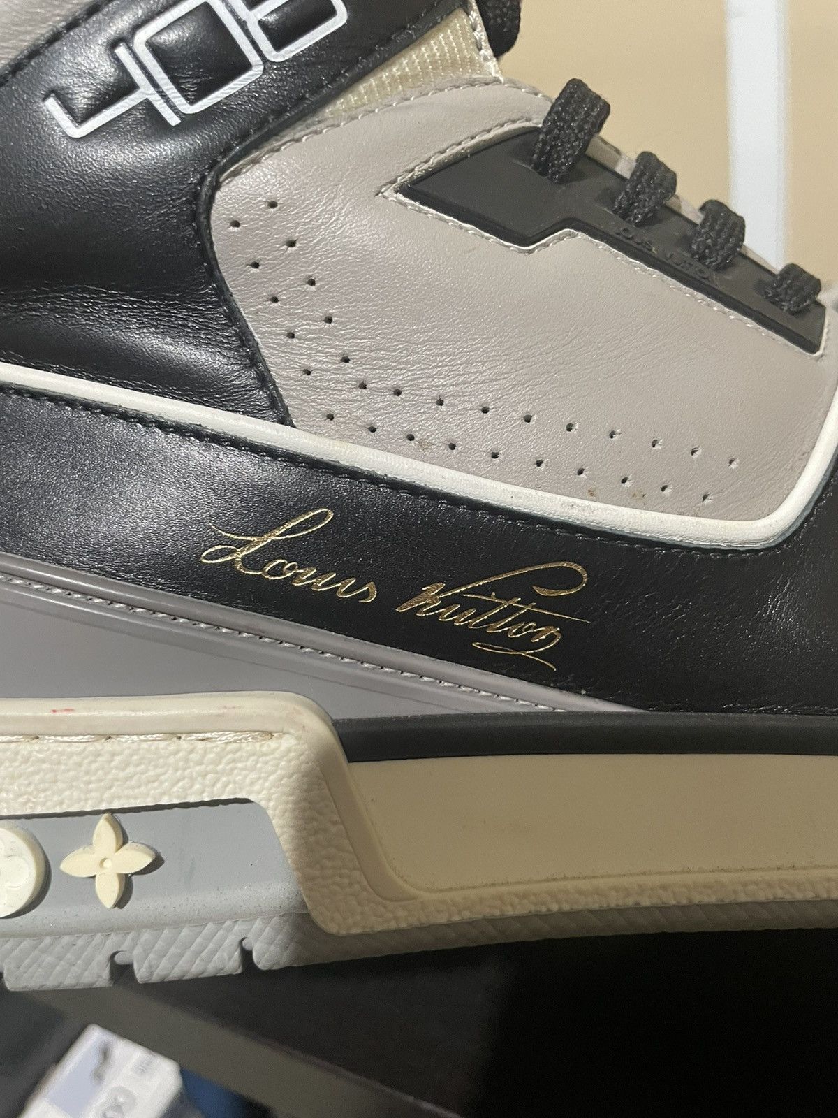 Louis Vuitton × Virgil Abloh Virgil Abloh Louis Vuitton 408 High Black Sneakers Size US 9 / EU 42 - 9 Thumbnail