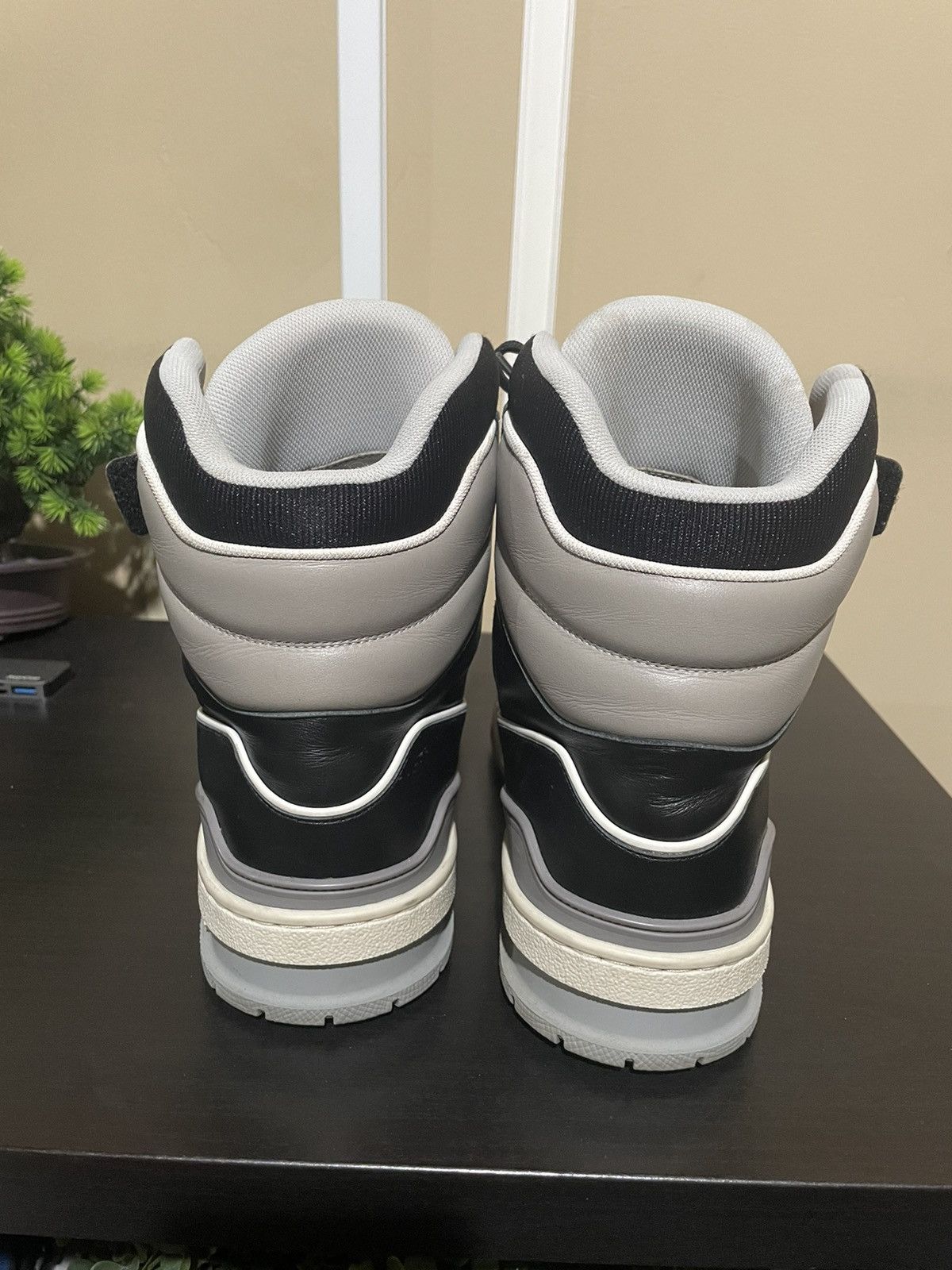 Louis Vuitton × Virgil Abloh Virgil Abloh Louis Vuitton 408 High Black Sneakers Size US 9 / EU 42 - 5 Thumbnail