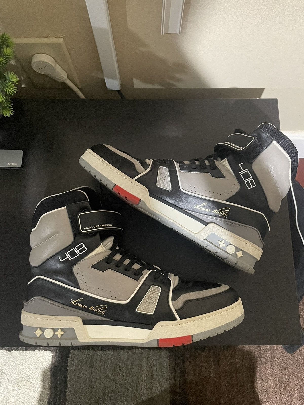 Louis Vuitton × Virgil Abloh Virgil Abloh Louis Vuitton 408 High Black Sneakers Size US 9 / EU 42 - 3 Thumbnail