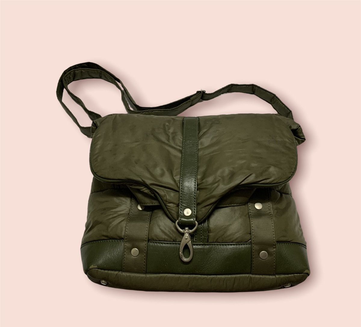 Japanese Brand Intermezzo padded Bag - Quilted sling bag Size ONE SIZE - 1 Thumbnail