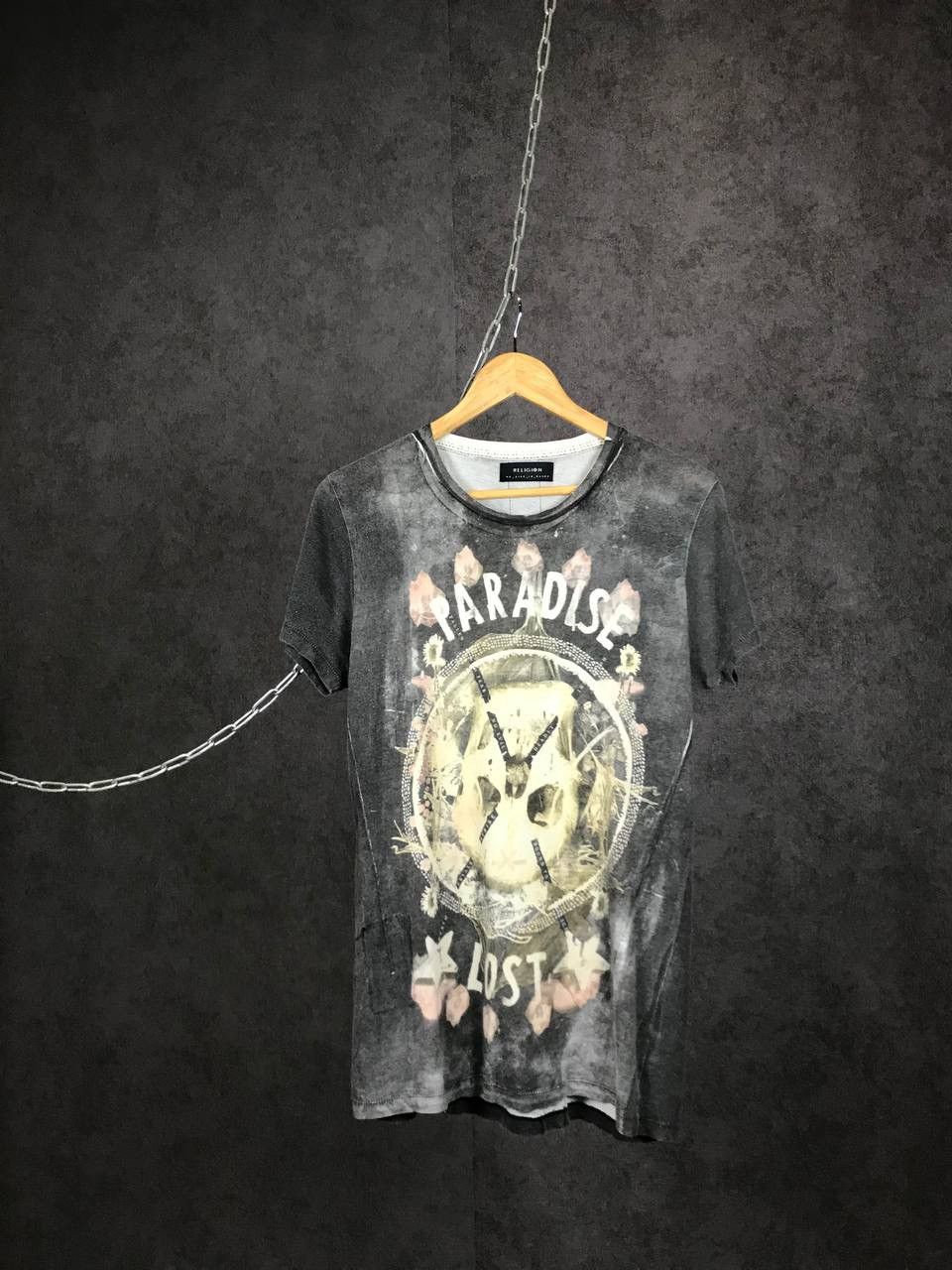 Other Religion Skulls overprinted streetwear tee Size US S / EU 44-46 / 1 - 1 Thumbnail