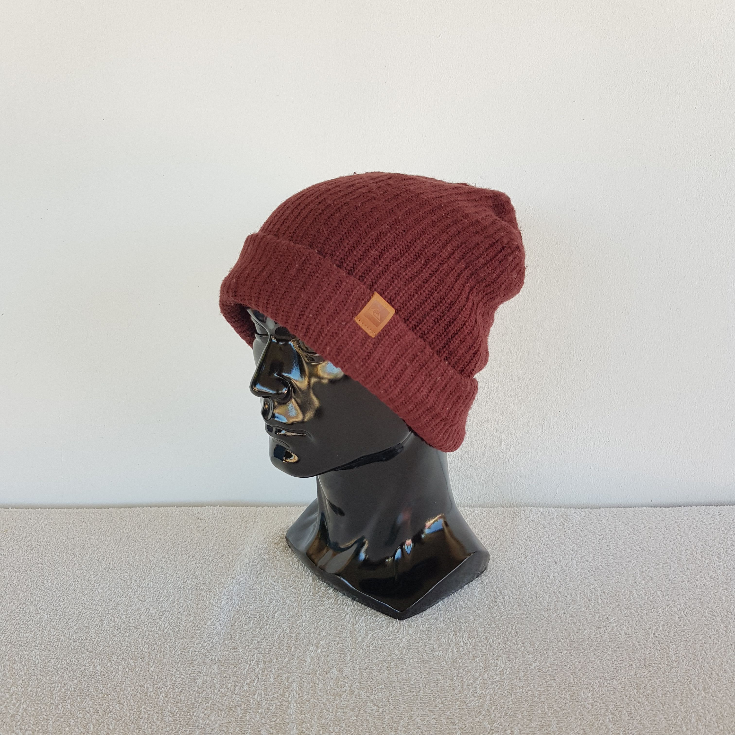 Quiksilver Quiksilver Surfwear Snow Cap Knitted Beanie Hats Size ONE SIZE - 1 Thumbnail
