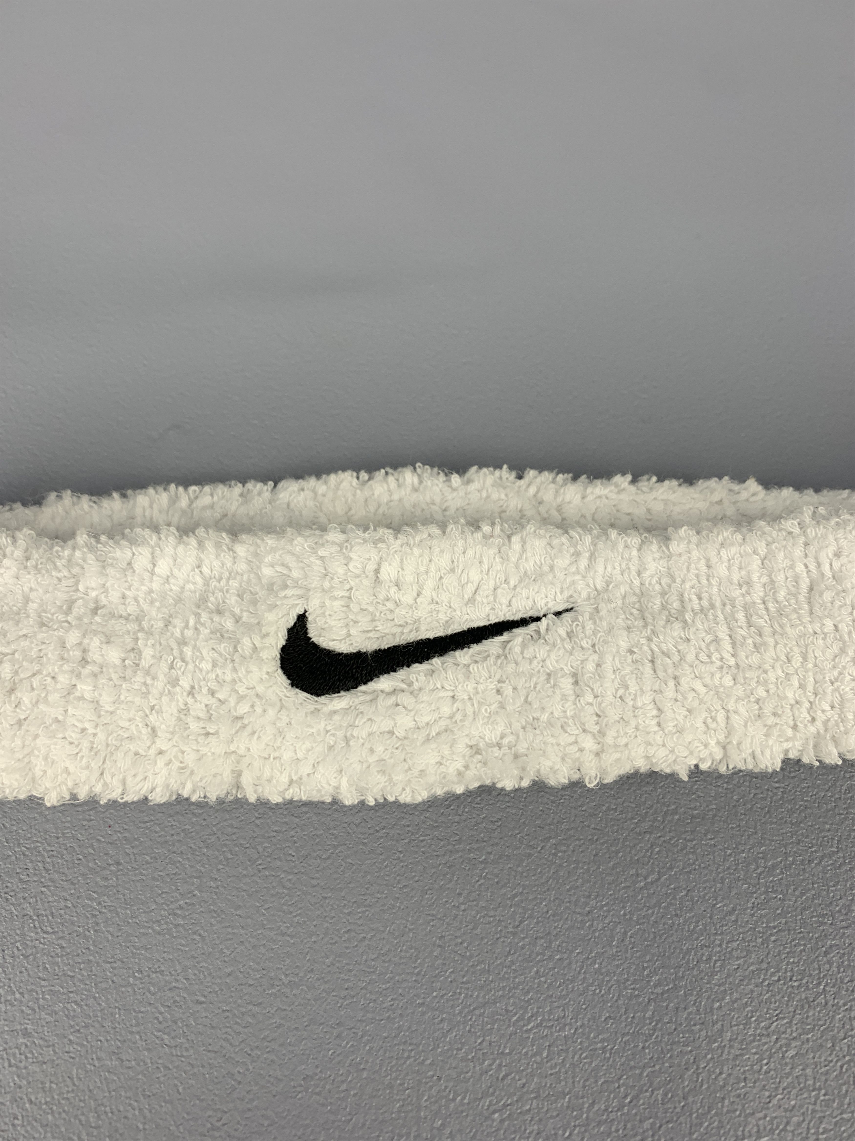 Nike Vintage Nike White Swoosh Logo Headband Y2K Travis Kanye Size ONE SIZE - 3 Thumbnail