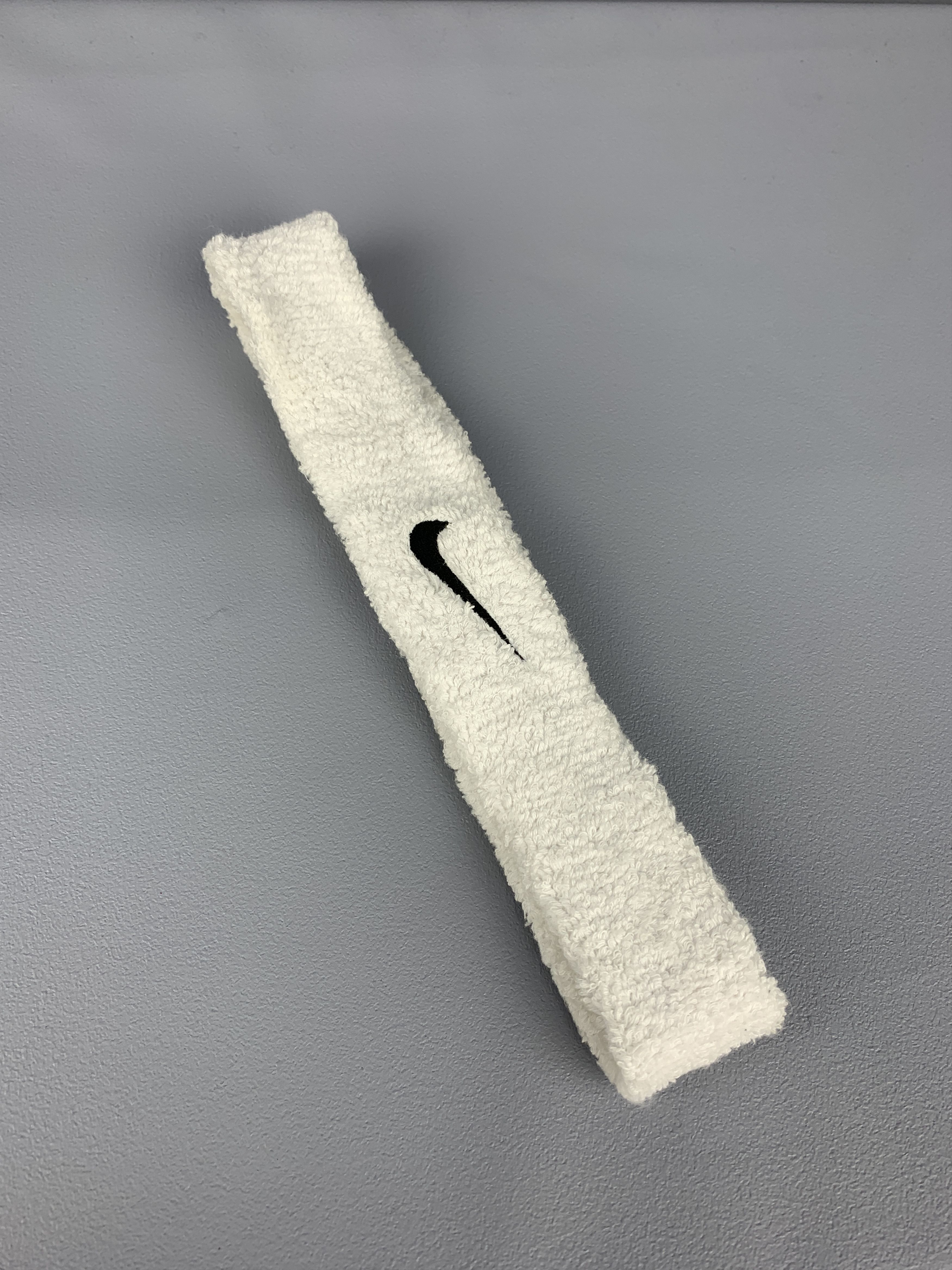 Nike Vintage Nike White Swoosh Logo Headband Y2K Travis Kanye Size ONE SIZE - 1 Thumbnail