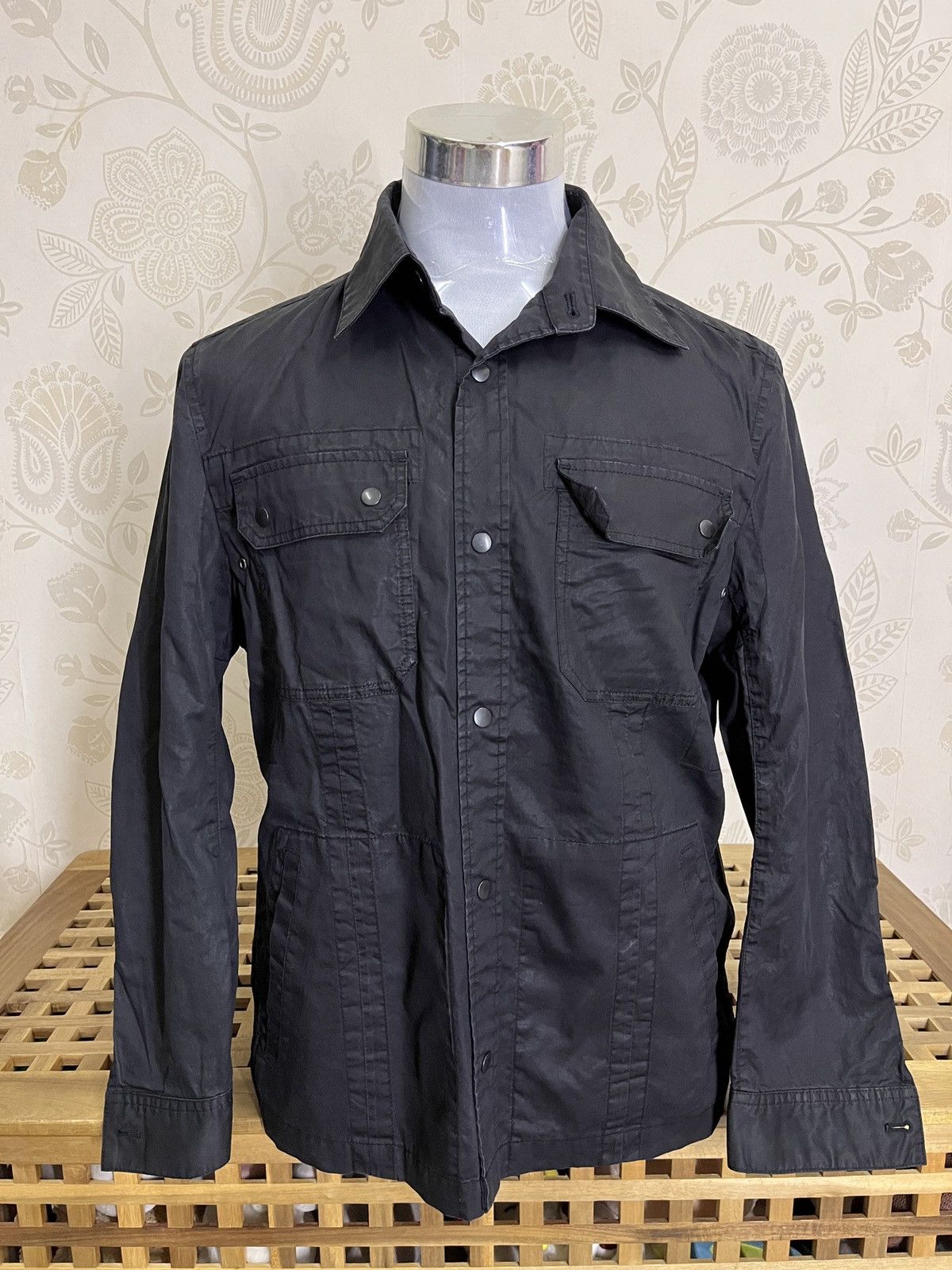 DKNY DKNY Buttons Up Pocket Shirts Italian Designer Size US L / EU 52-54 / 3 - 1 Thumbnail