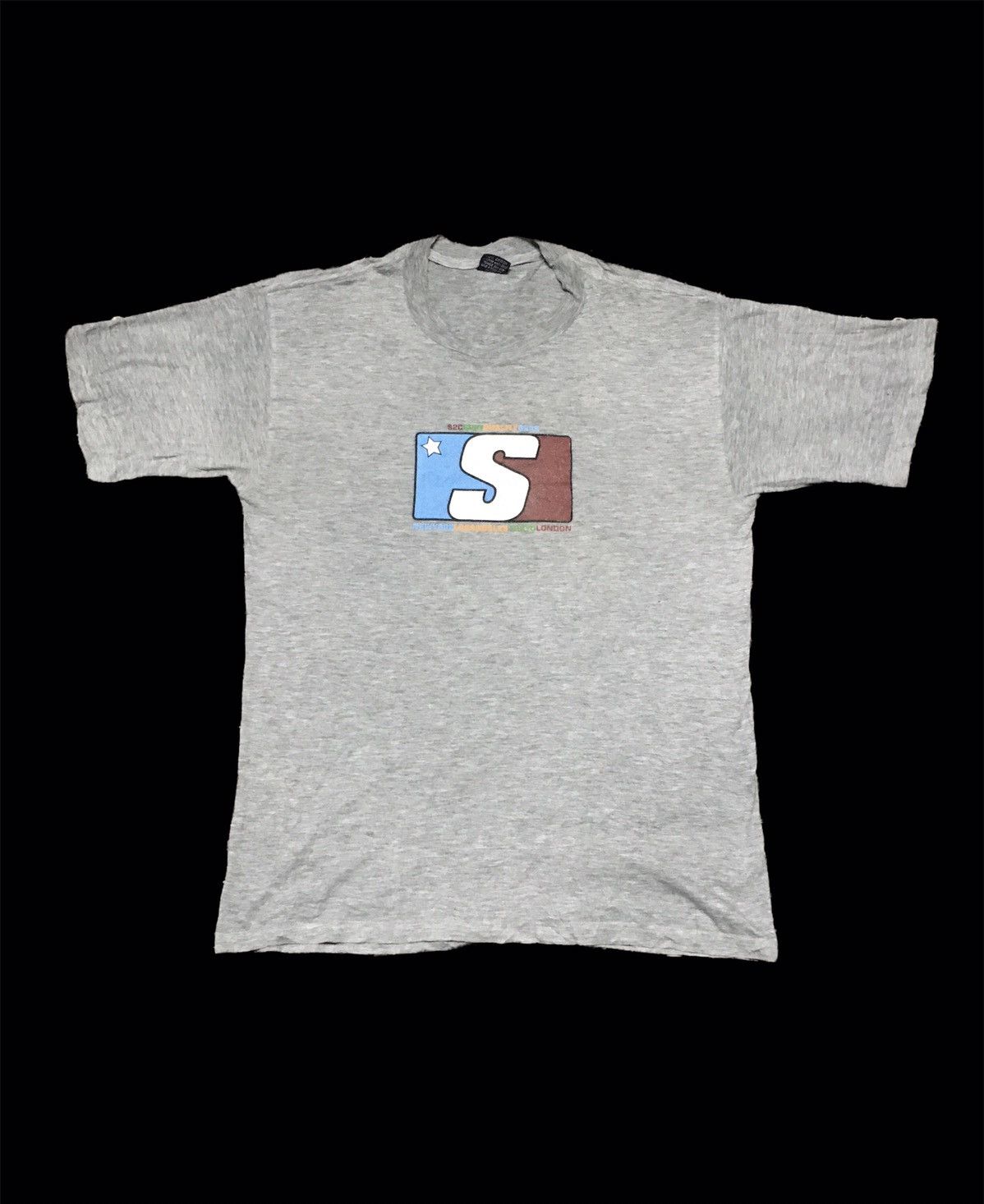 Vintage 90s stussy streetwear logo tshirt