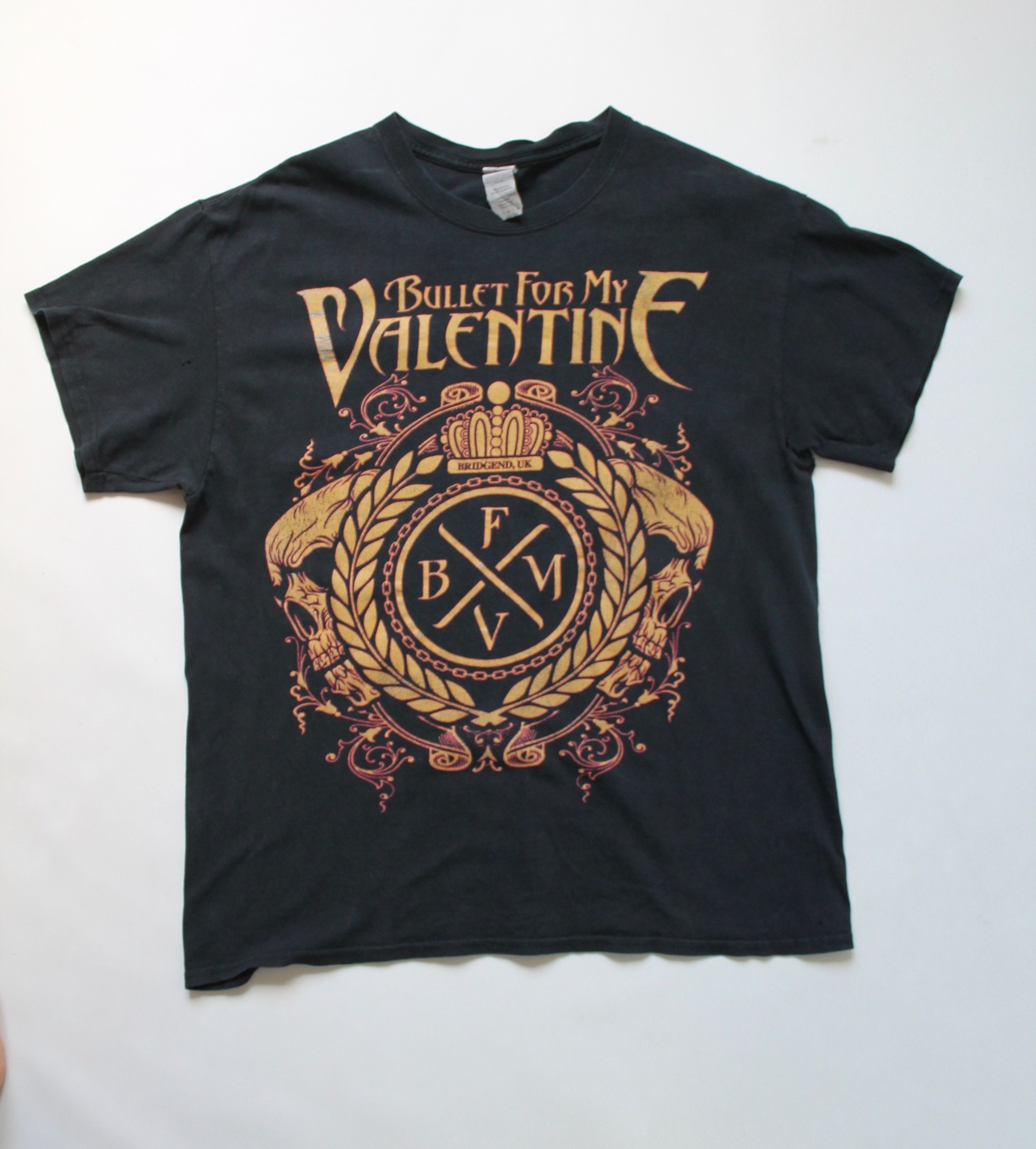 Vintage Bullet for My Valentine Band Tee T Shirt Rock TRASHED Size US L / EU 52-54 / 3 - 1 Thumbnail