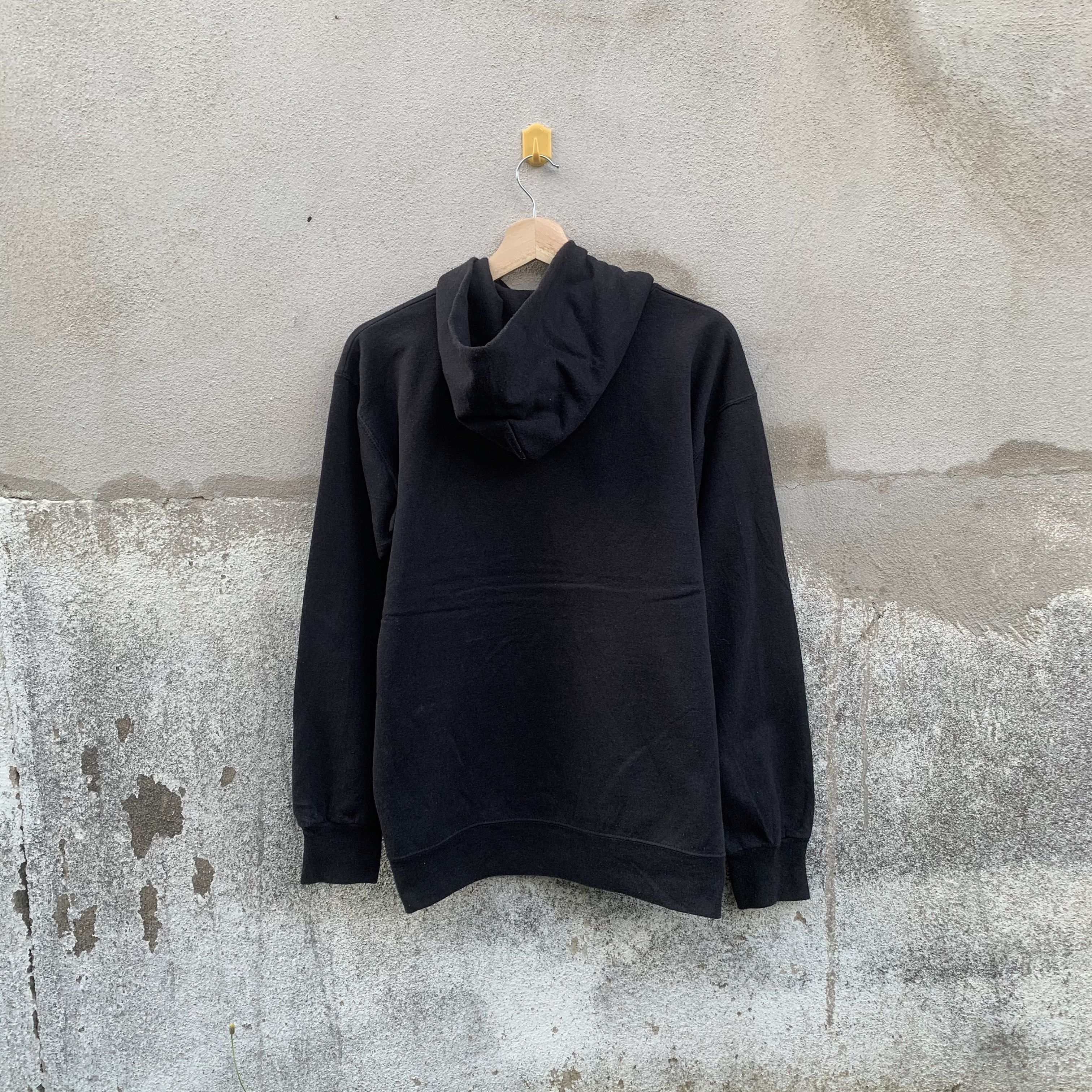 A&G Rock Vintage Rock & Roll Japan Black Hooded Pullover Sweatshirts Size US M / EU 48-50 / 2 - 5 Thumbnail