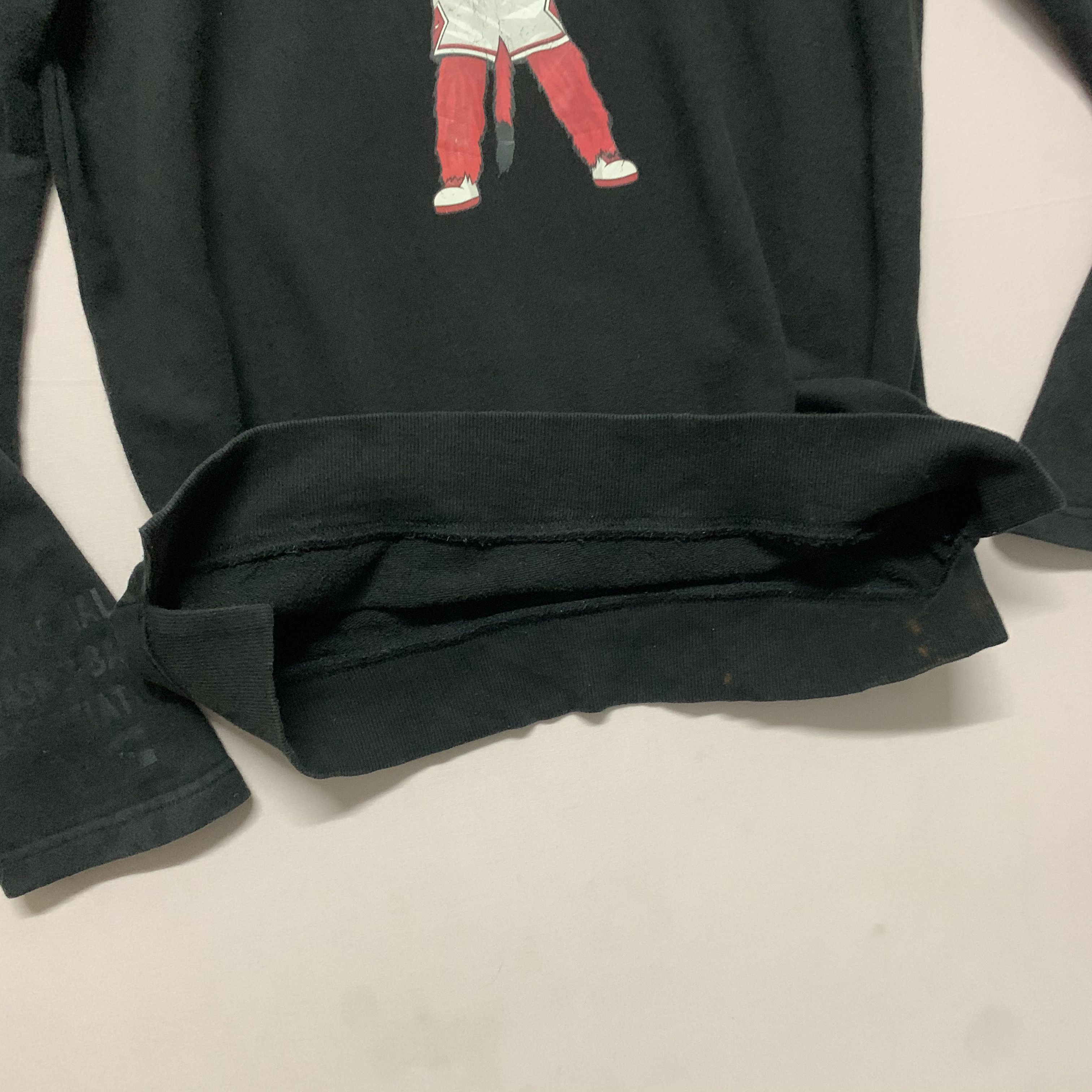 NBA Vintage NBA Bulls Crewneck Sweatshirt Sweater Size US M / EU 48-50 / 2 - 9 Thumbnail