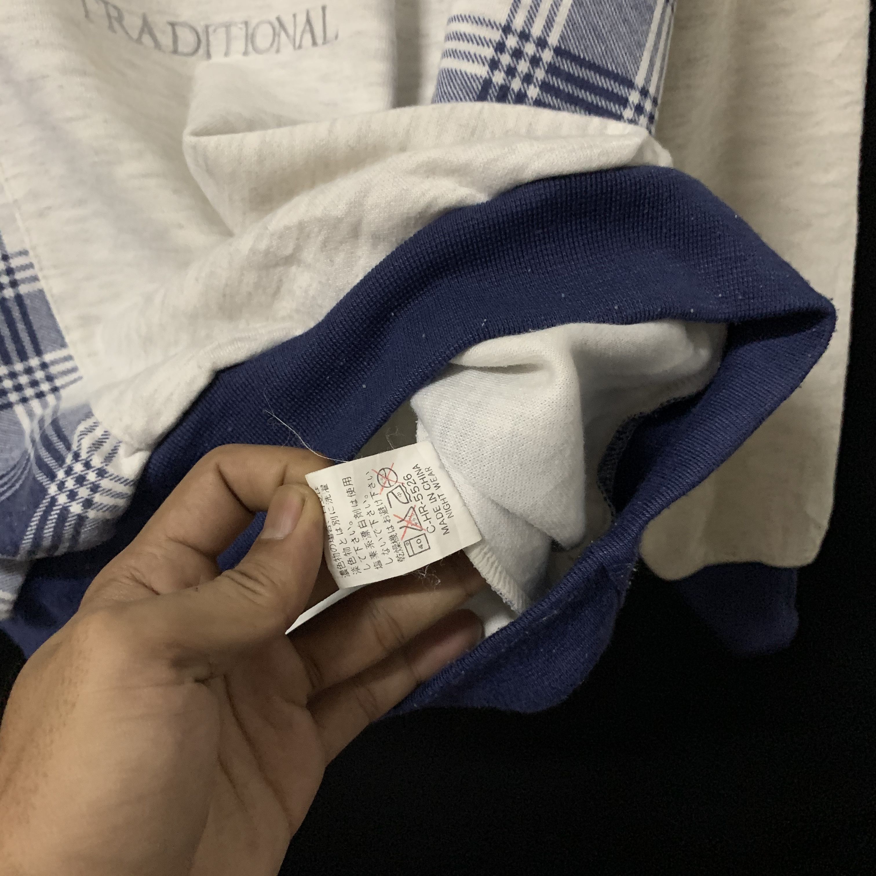 Japanese Brand Two Sides Brand Art Crewneck Sweater Large Size Size US L / EU 52-54 / 3 - 4 Thumbnail