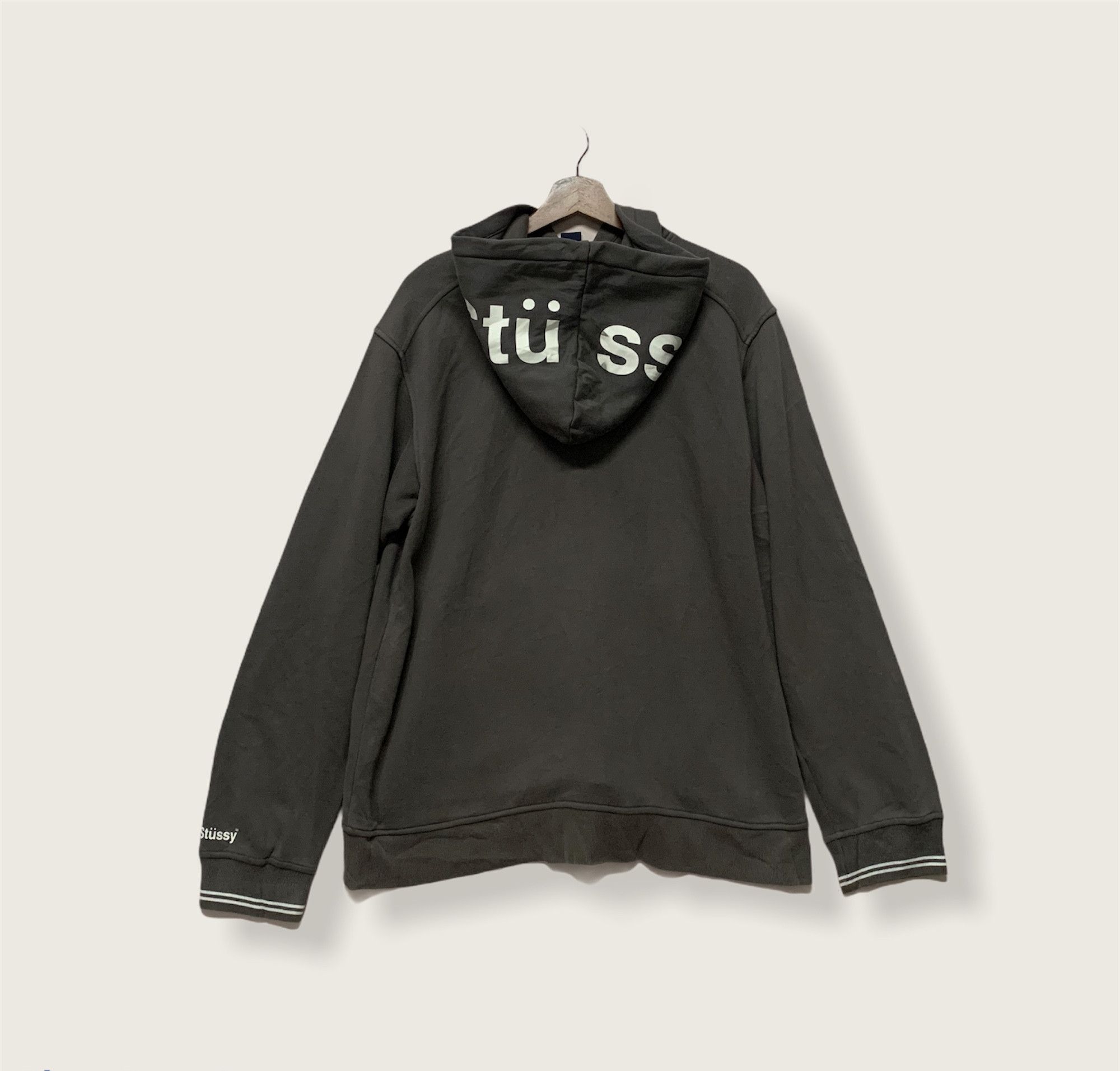 Stussy Vintage Stussy Small Logo Hooded Brand Streetwear Sweater Size US M / EU 48-50 / 2 - 8 Thumbnail