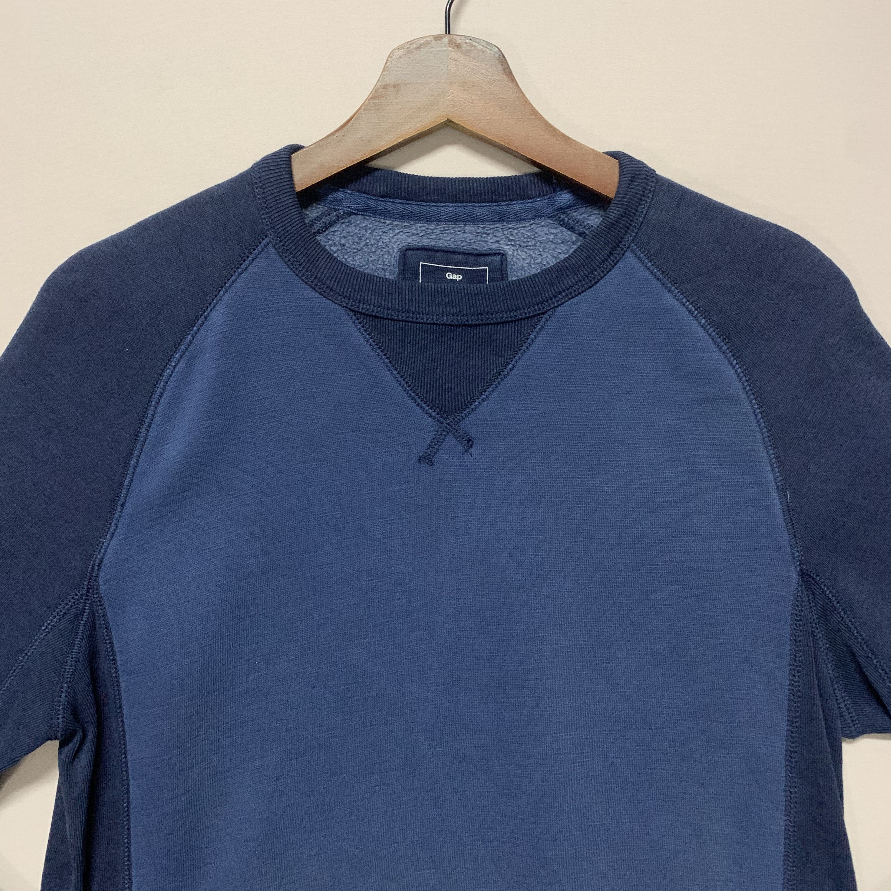 Gap 🔥SEND OFFERS🔥 GAP Brand Blank Crewneck Sweater Sweatshirt Size US XS / EU 42 / 0 - 2 Thumbnail