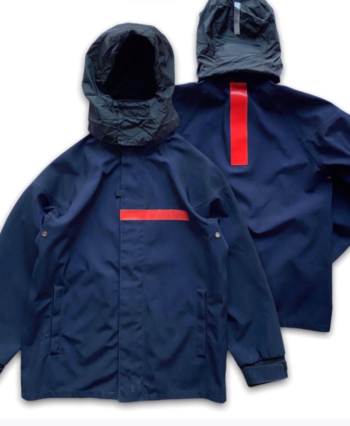 Prada S/S 2000 Iconic Prada Sport Gore-Tex Shell jacket | Grailed