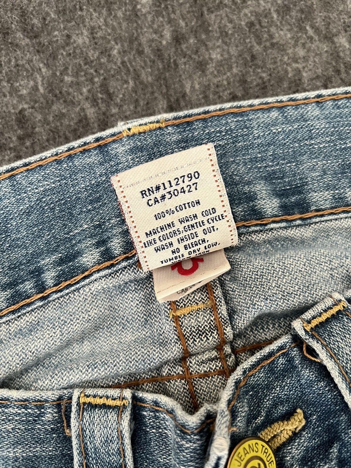 True Religion True Religion Stonewash Jeans Made in USA Size US 31 - 6 Thumbnail