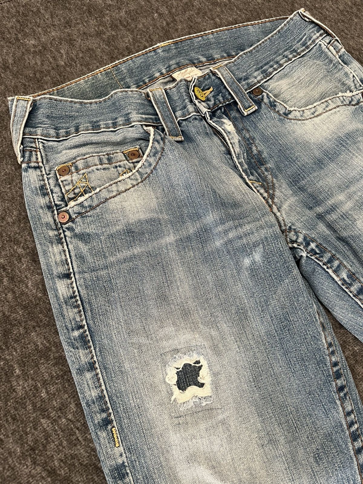 True Religion True Religion Stonewash Jeans Made in USA Size US 31 - 4 Thumbnail