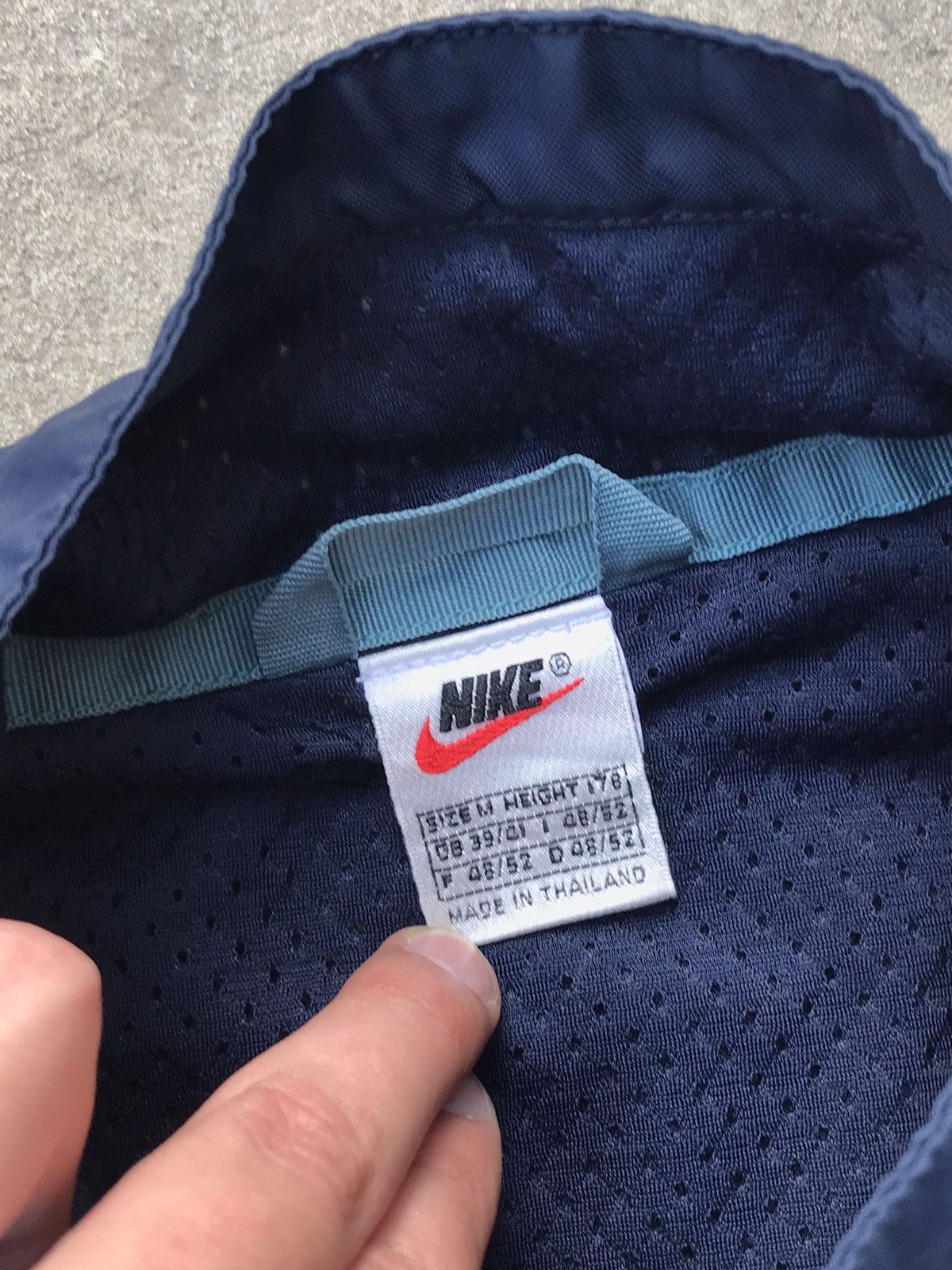 Nike Nike 90s Nylon Jacket Anorak windbreaker Size US L / EU 52-54 / 3 - 10 Thumbnail
