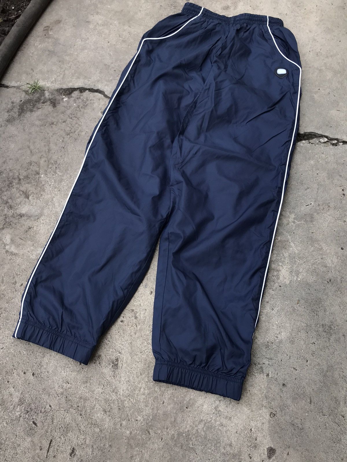Nike × Vintage Nike 00s Nylon Navy Pants Y2K Size US 32 / EU 48 - 7 Thumbnail