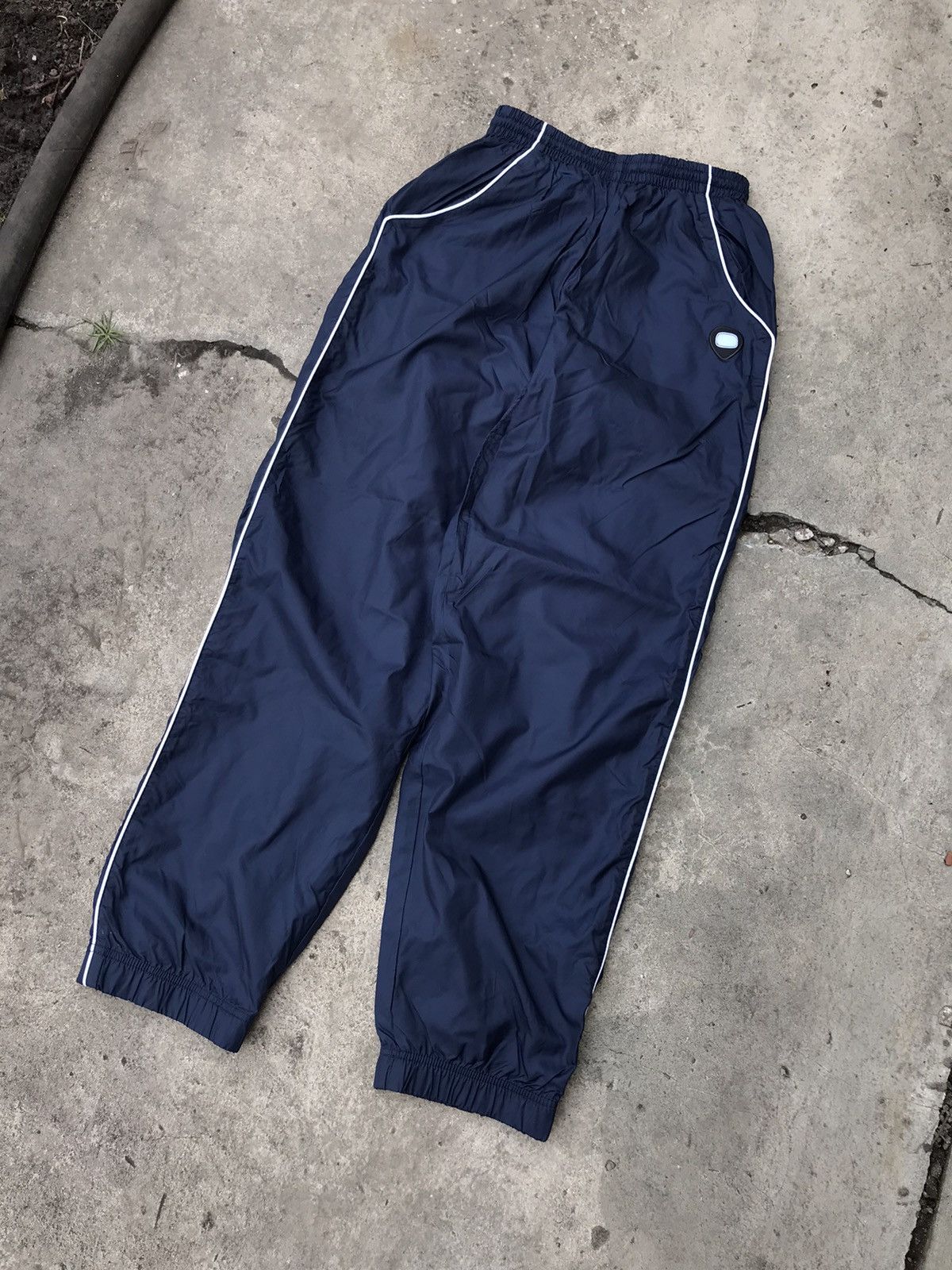 Nike × Vintage Nike 00s Nylon Navy Pants Y2K Size US 32 / EU 48 - 8 Thumbnail